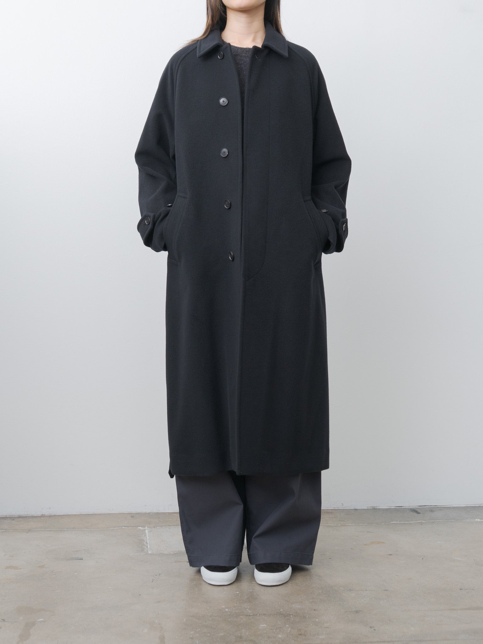 Super Fine Wool Mosser Soutien Collar Coat - Black