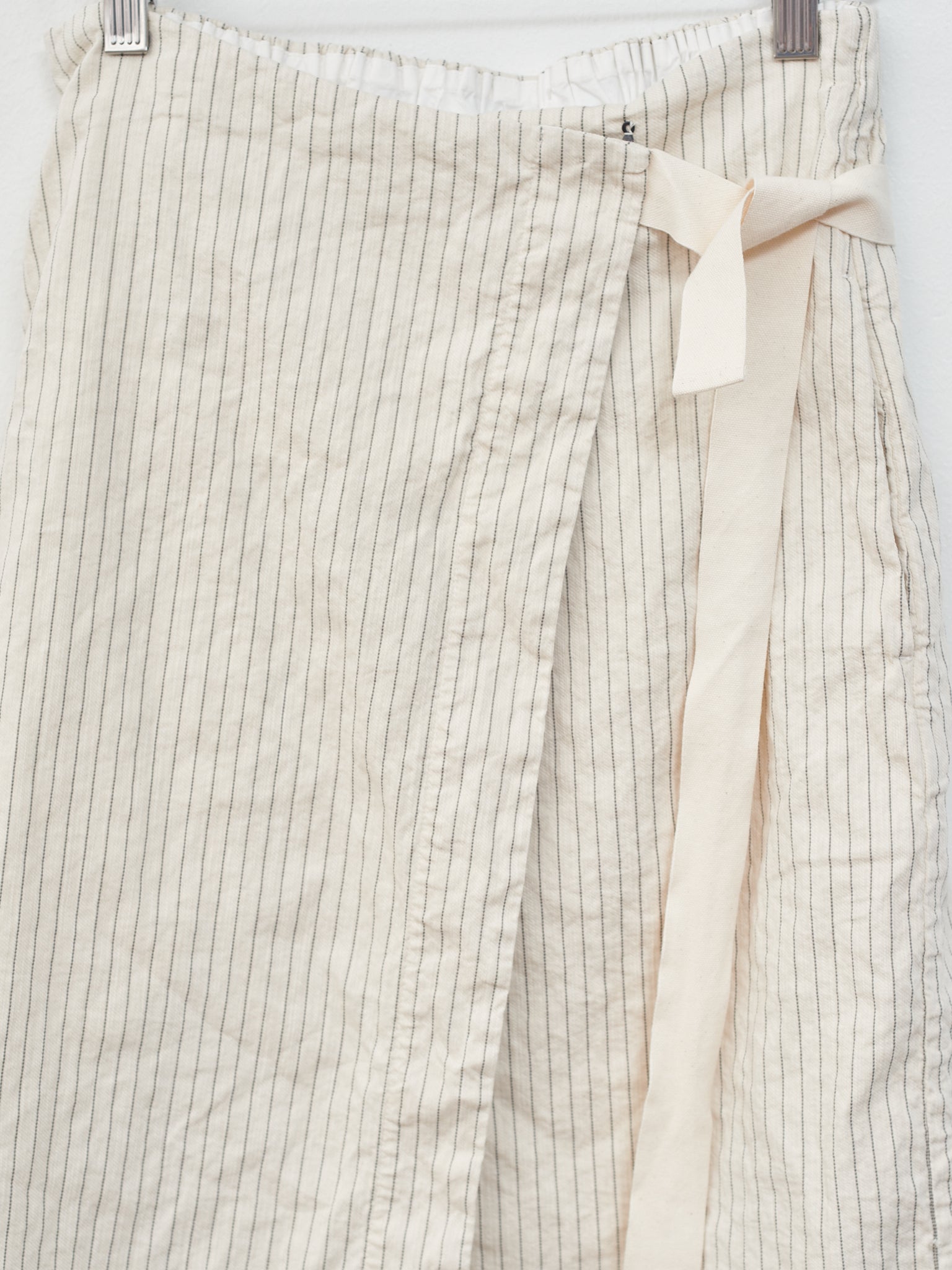 Namu Shop - Album di Famiglia Pinstripe Wrap Skirt - Natural