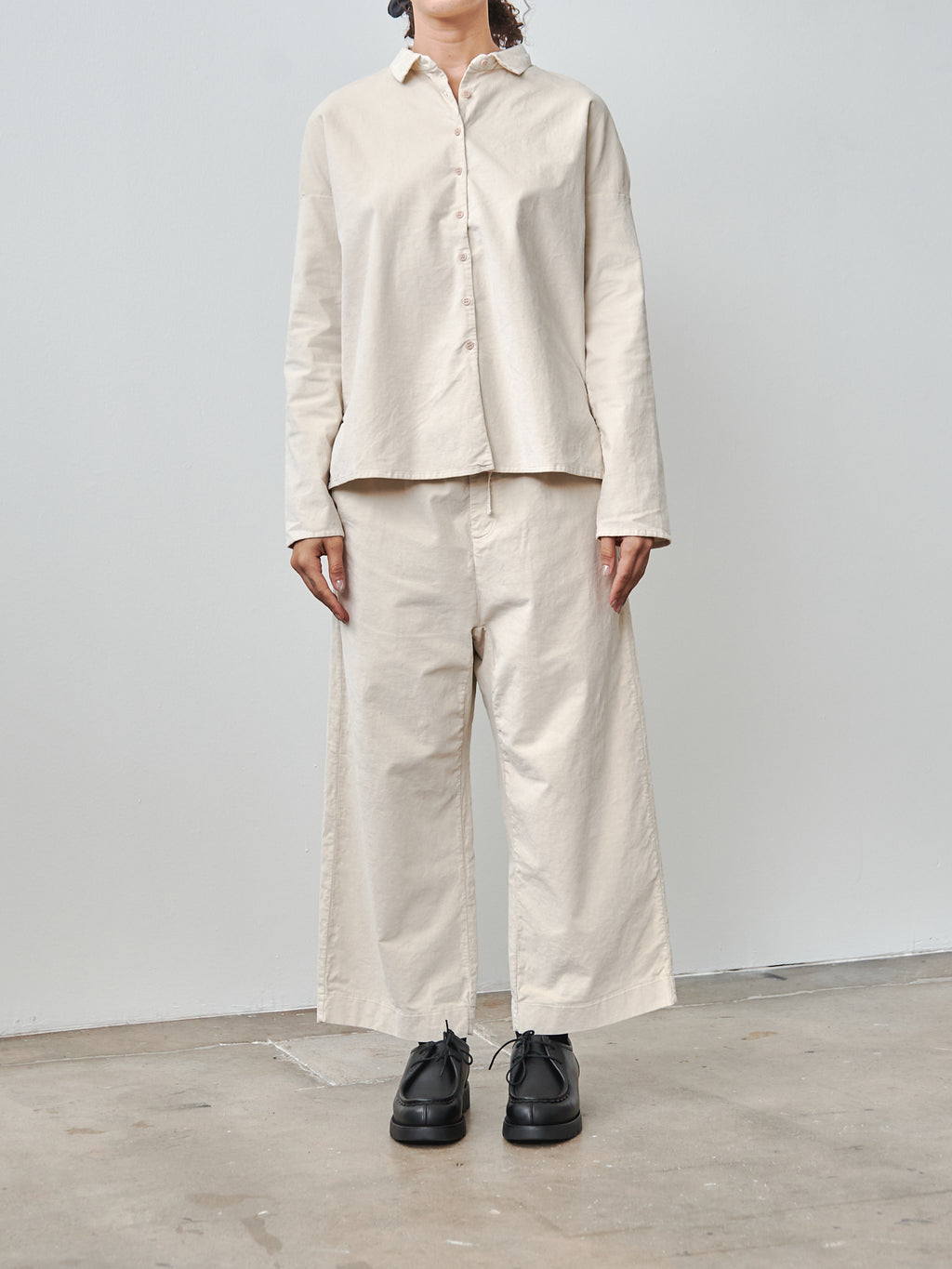 Namu Shop - Album di Famiglia Velvet Short Collar Shirt - Off White