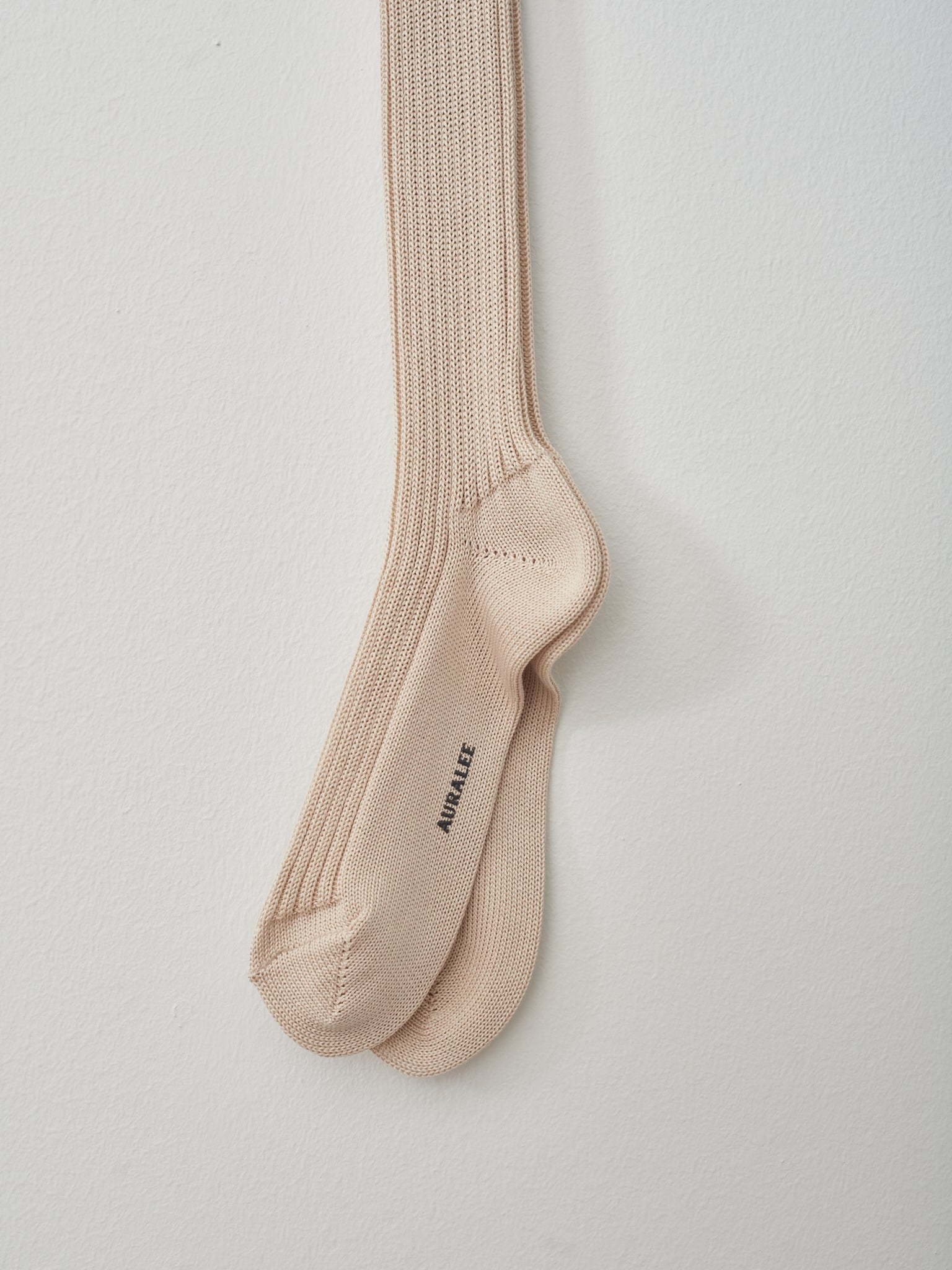 Namu Shop - Auralee Men's Cotton Rib Low Gauge Socks - Beige, Black