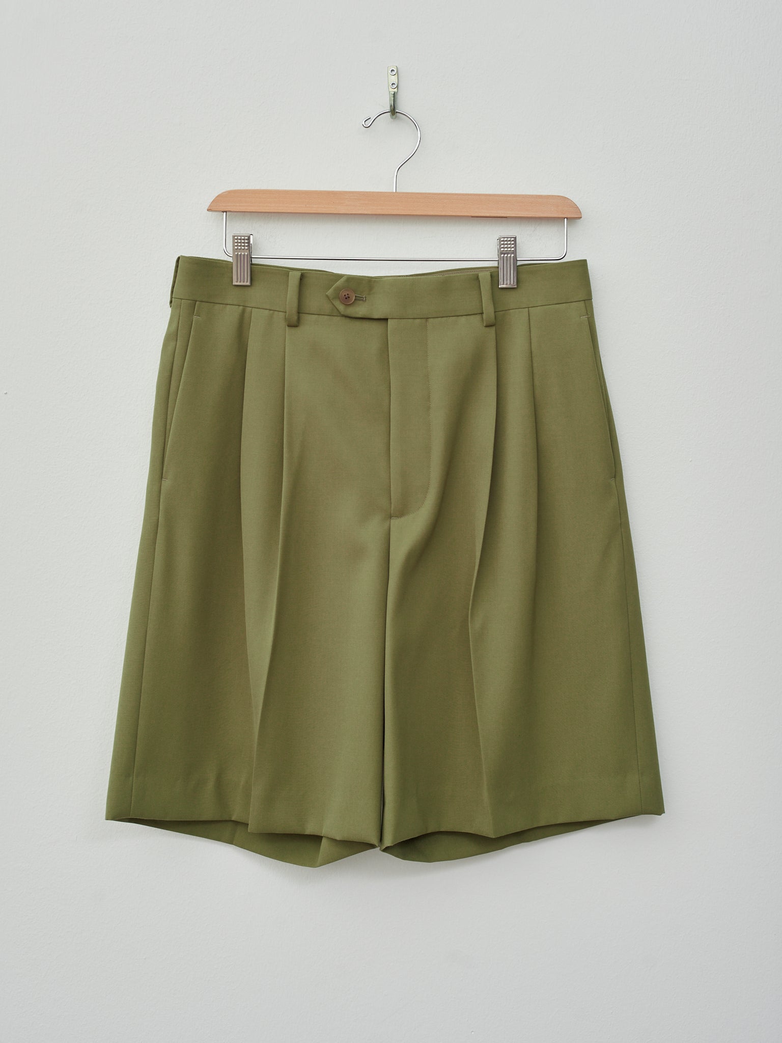 Namu Shop - Auralee Light Wool Max Gabardine Shorts - Khaki