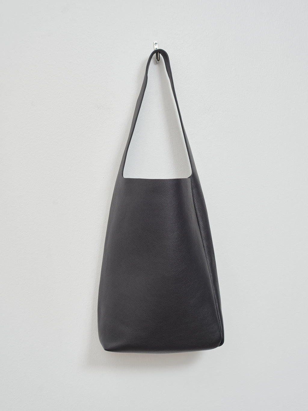 Namu Shop - Aeta Shoulder Tote - Black