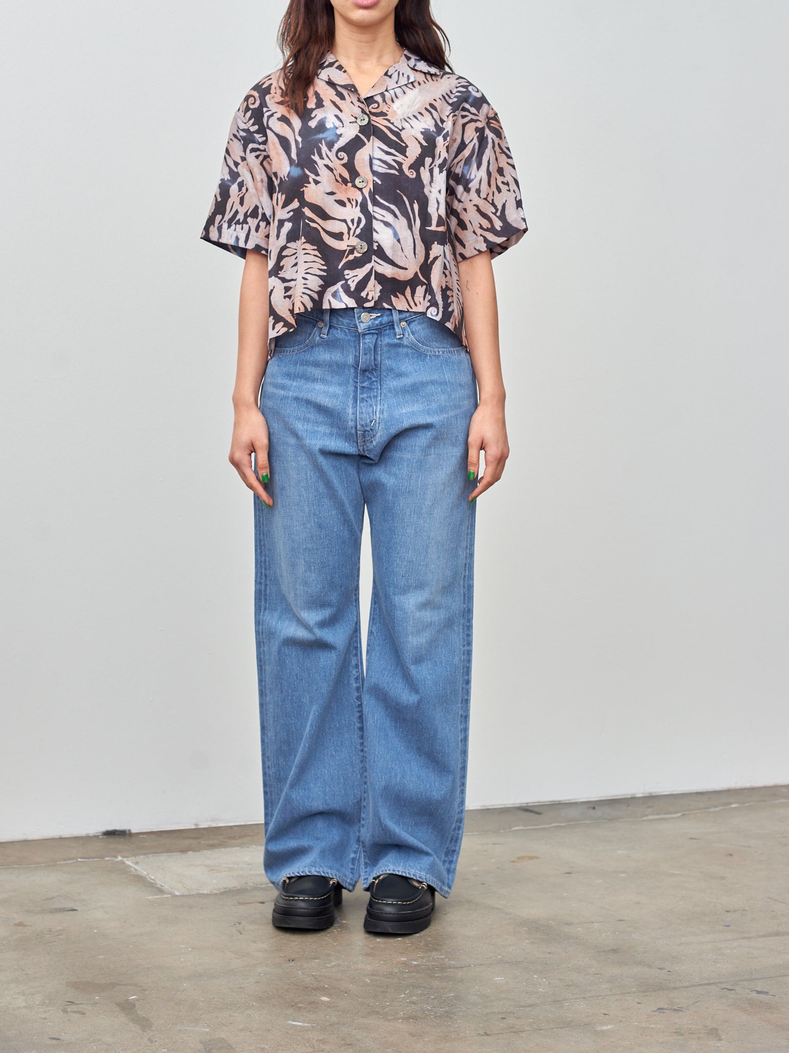Namu Shop - Sayaka Davis Hikizome Print Cropped Shirt - Seaweed x Seahorse