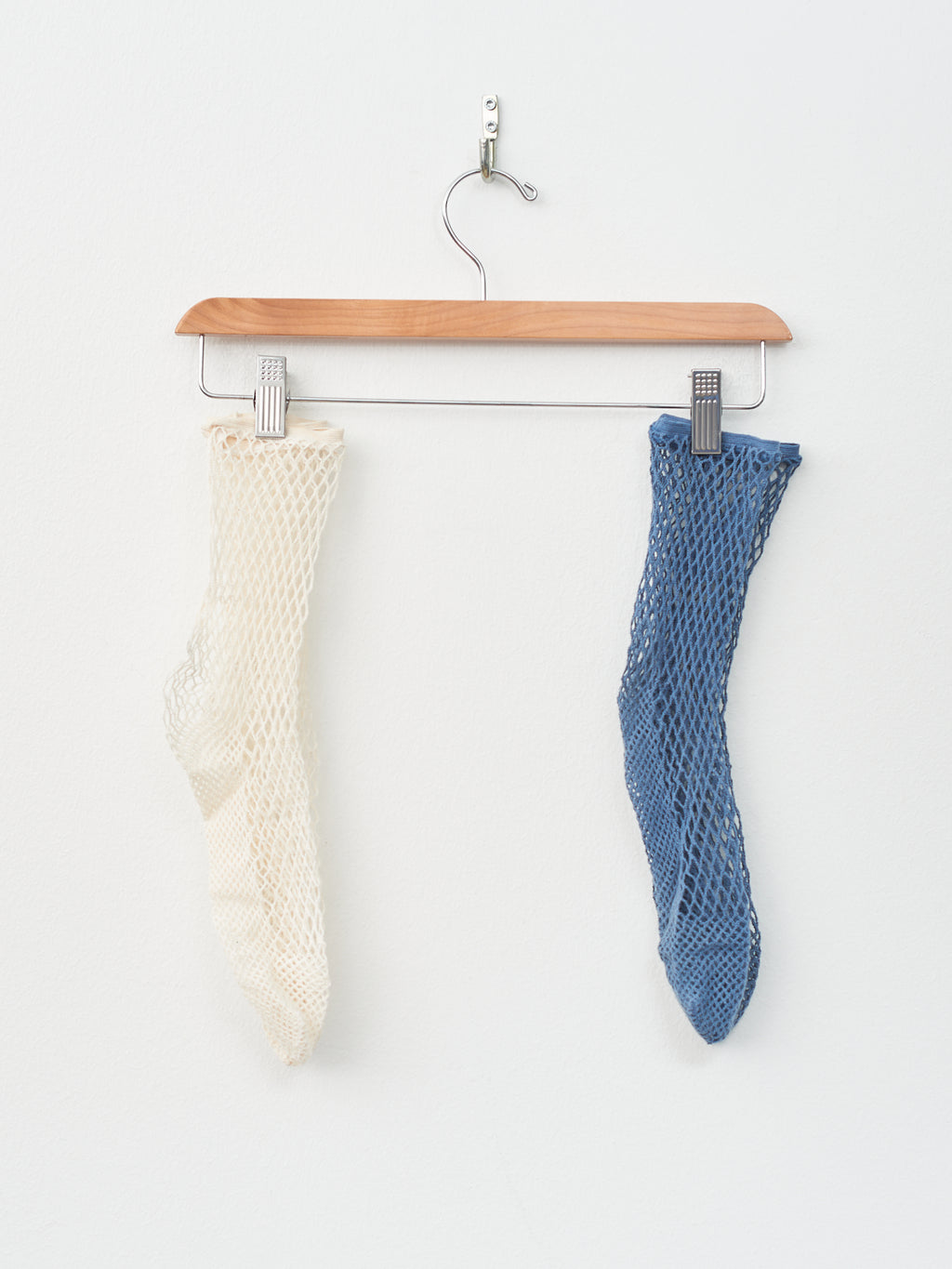 Namu Shop - Babaco Fishnet Socks - Blue, Ivory