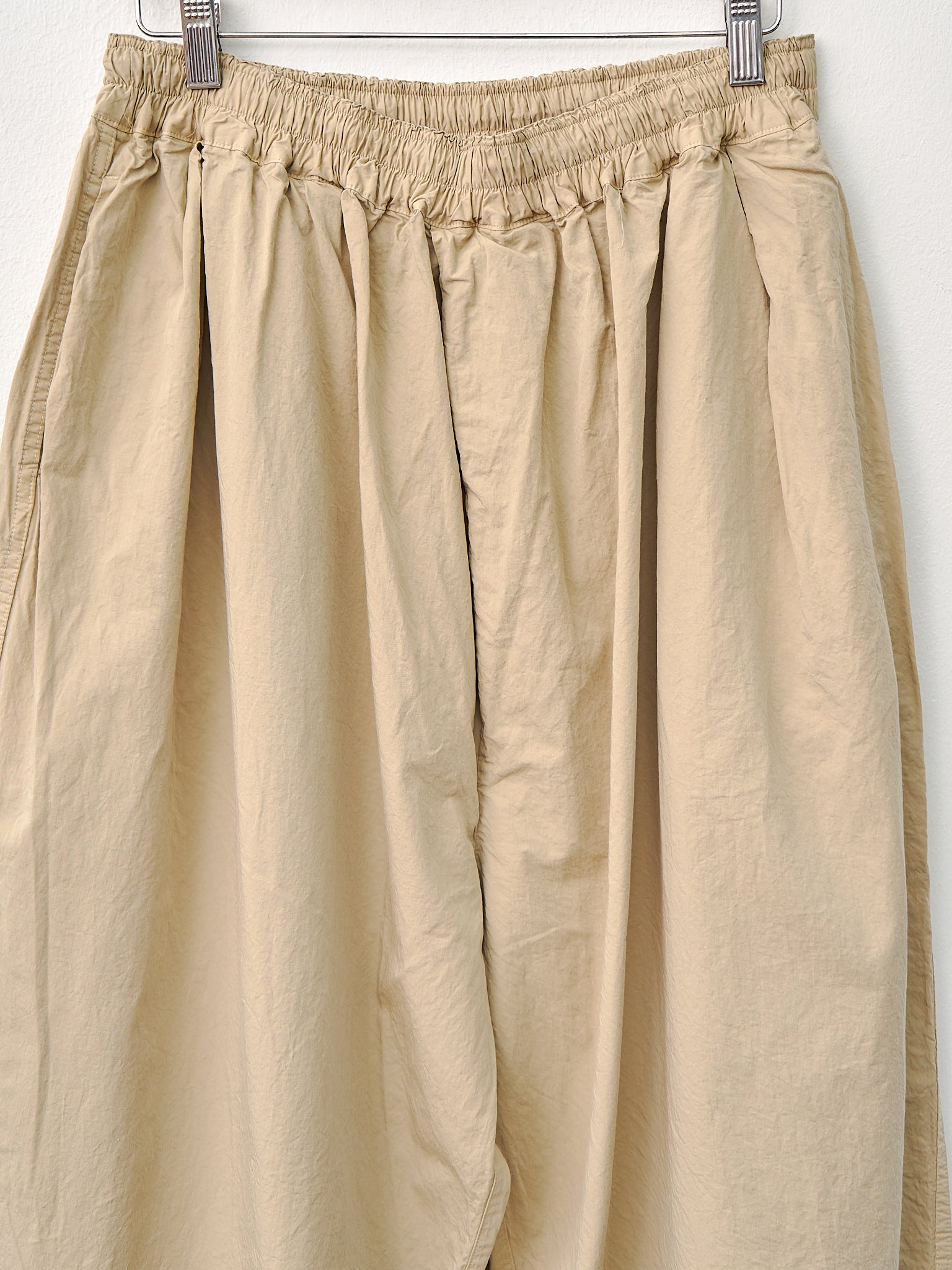 Namu Shop - Veritecoeur Unisex Easy Tuck Pants - Beige