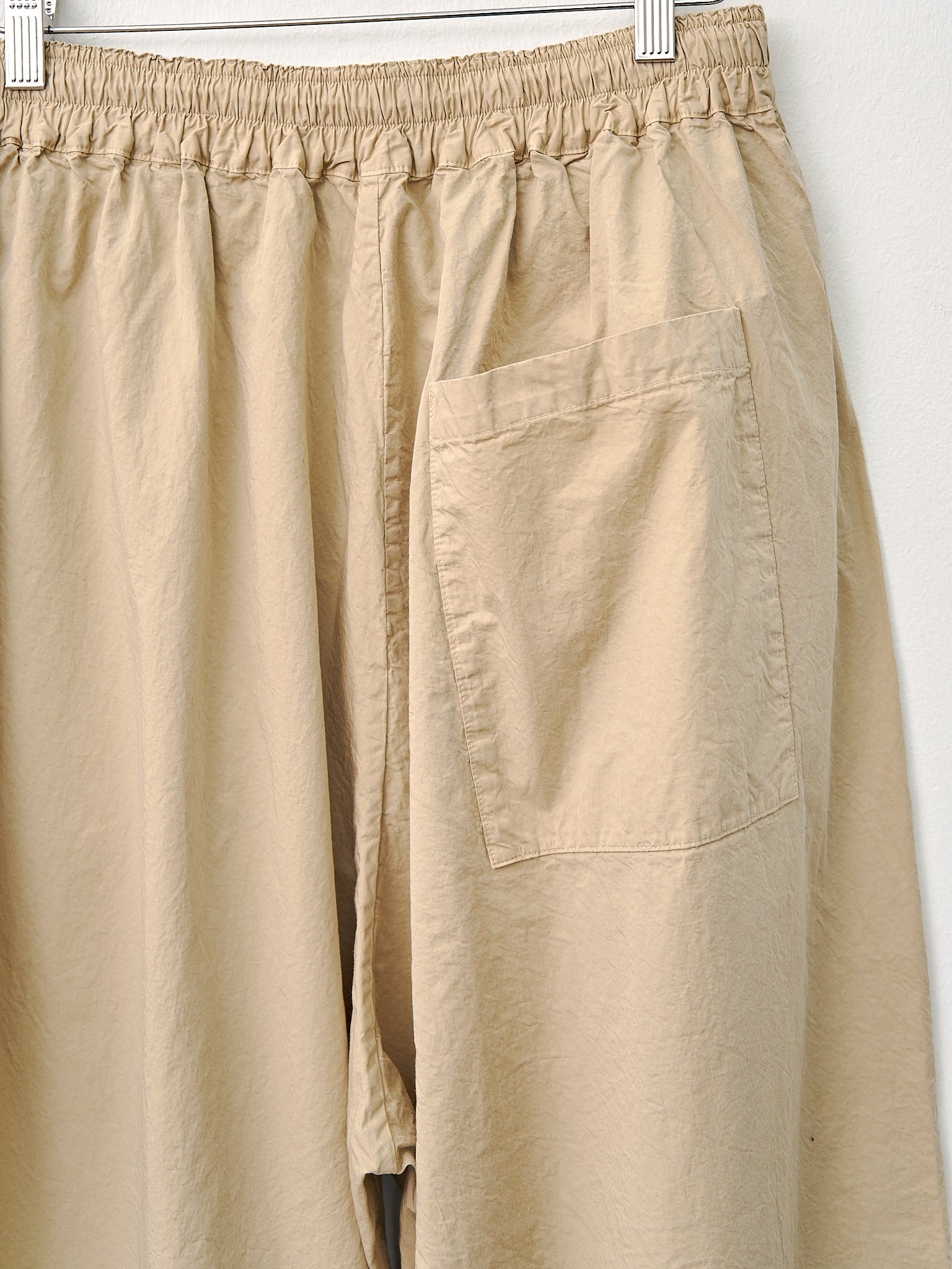 Namu Shop - Veritecoeur Unisex Easy Tuck Pants - Beige