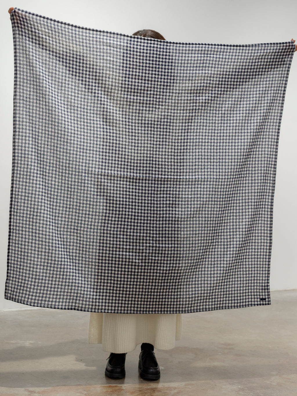 Namu Shop - ICHI Wool Gauze Gingham Stole - White x Navy
