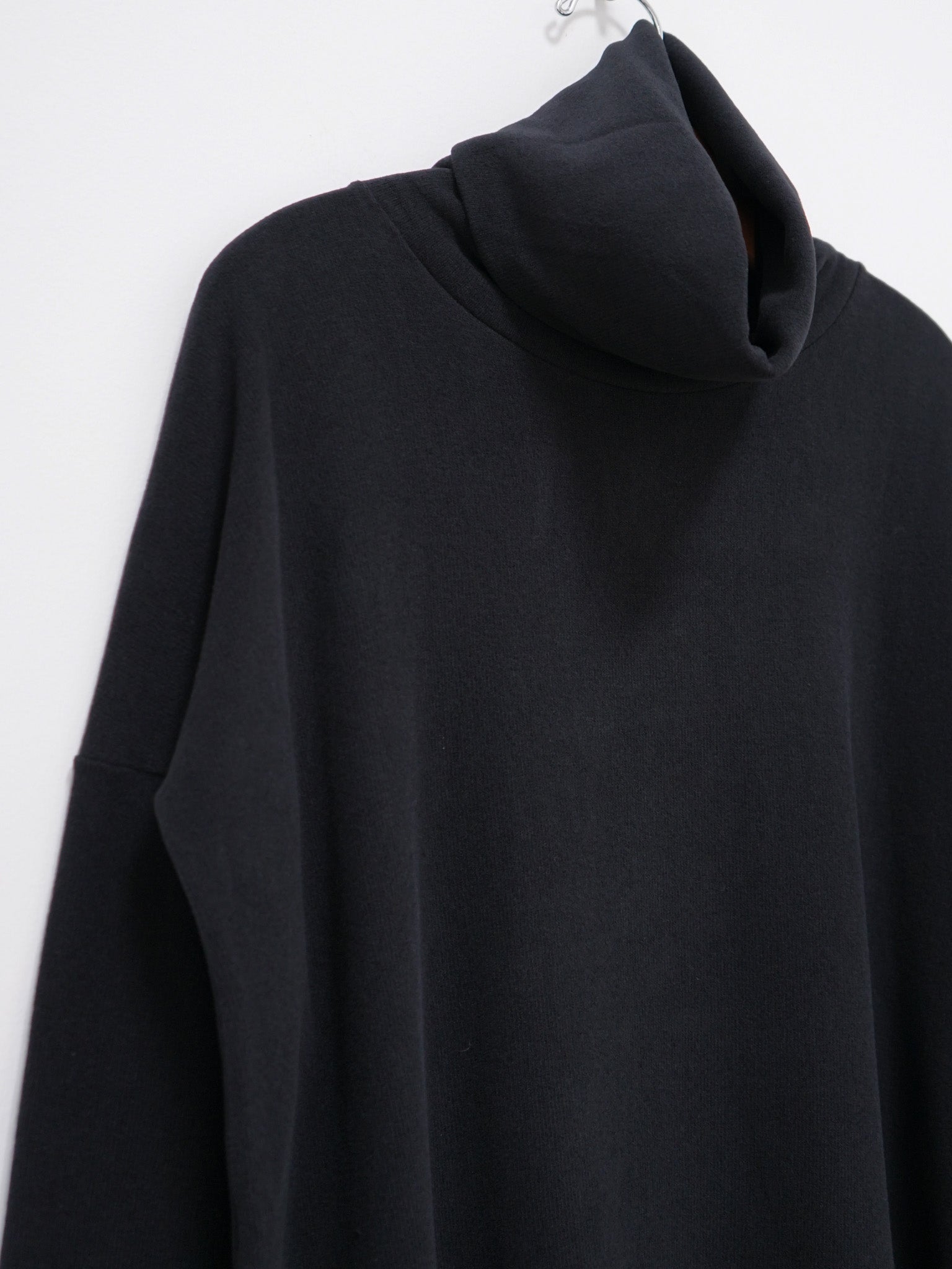 Namu Shop - Album di Famiglia Oversized Turtleneck Dress JP - Black