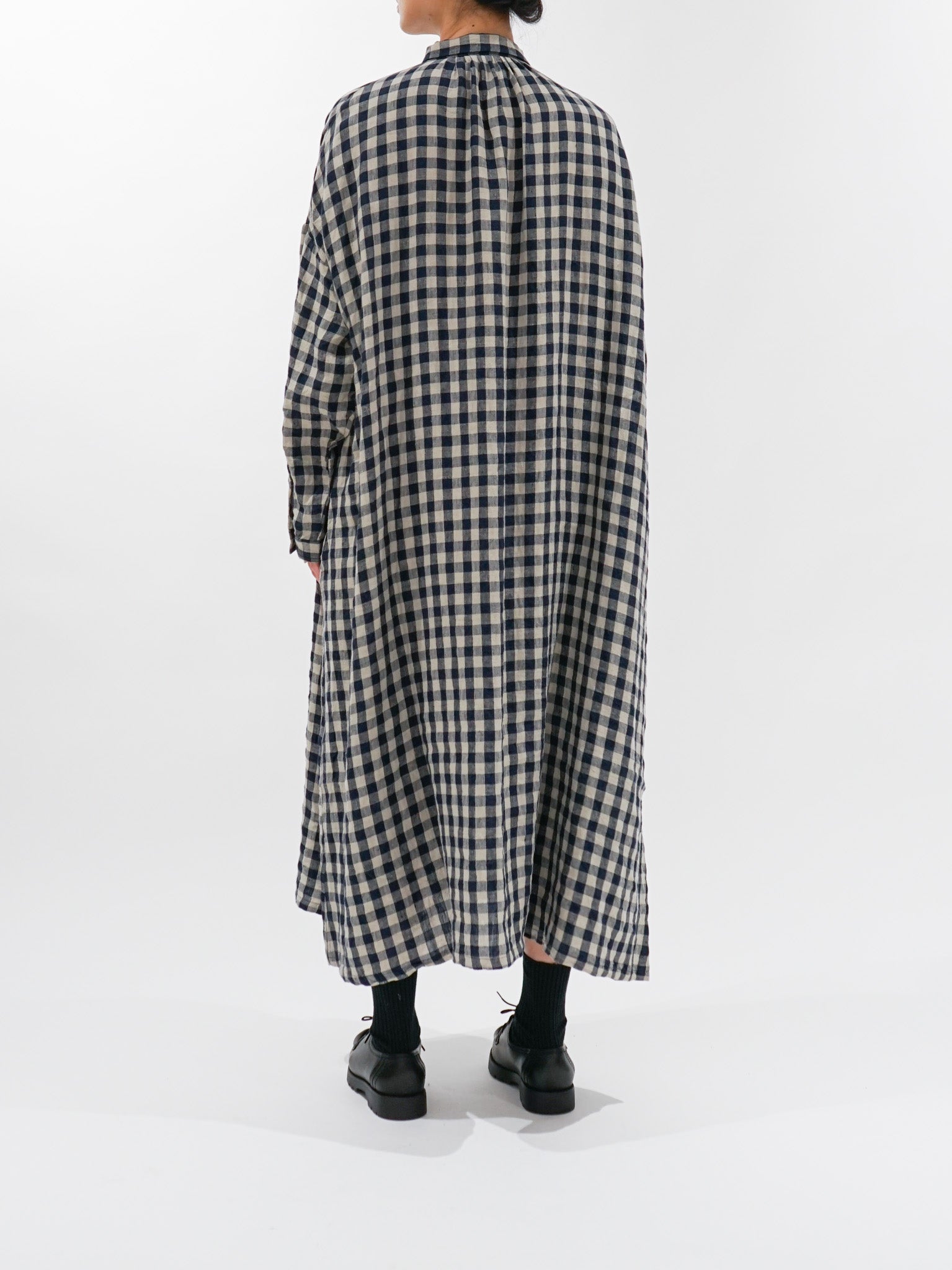 AZUMADAKI Linen Gingham Dress - Beige x Navy AZUMADAKI Linen Gingham Dress - Beige x Navy