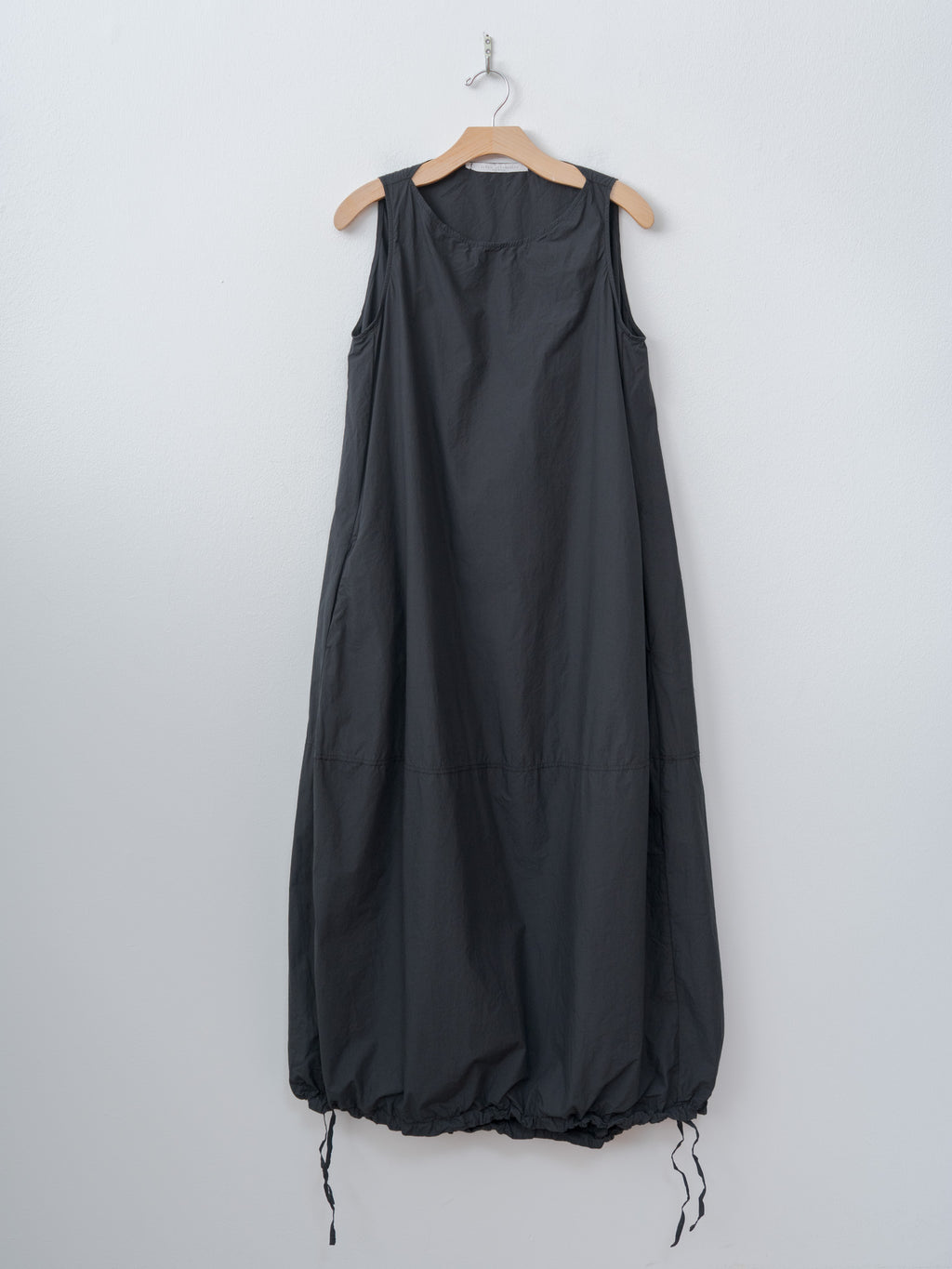 Namu Shop - Album di Famiglia Sleeveless Balloon Dress TC - Black