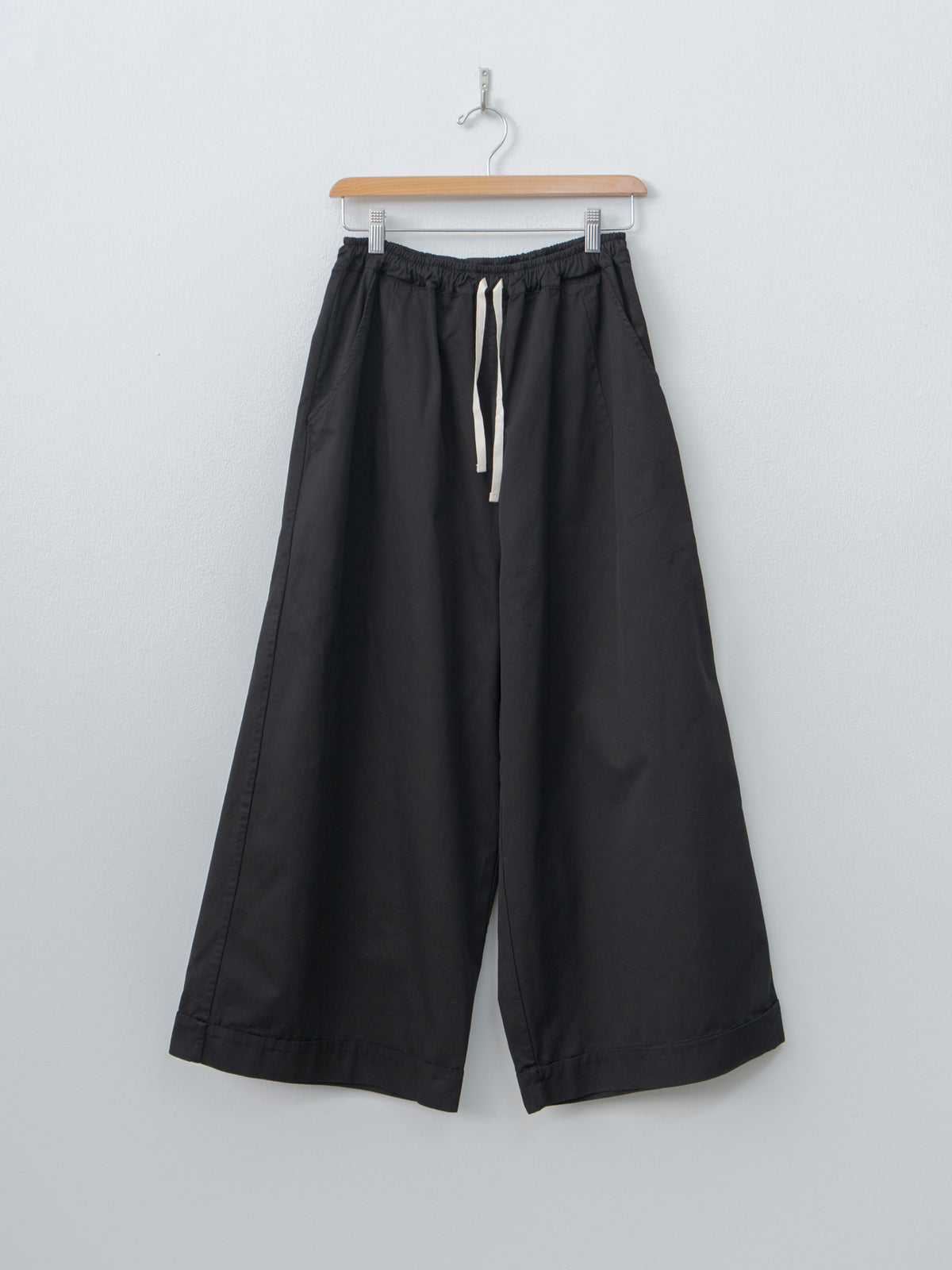 Namu Shop - Nitto Cama Palazzo Pants - Black