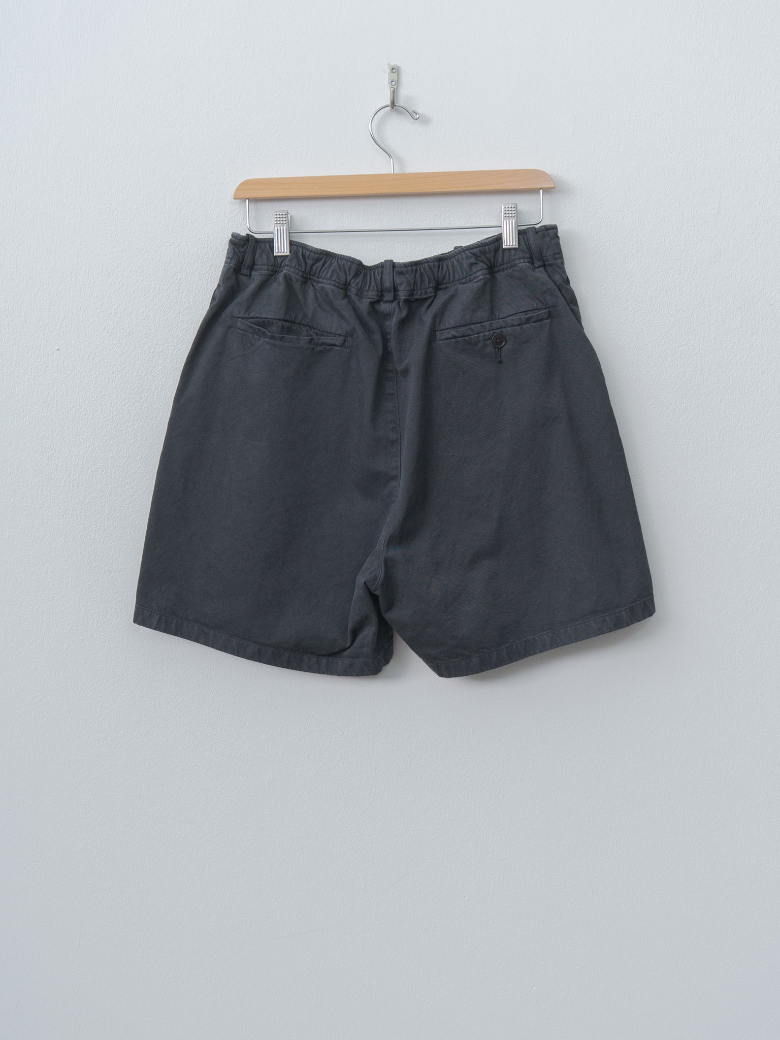 Garment-Dyed Finx Light Chino Shorts - Black