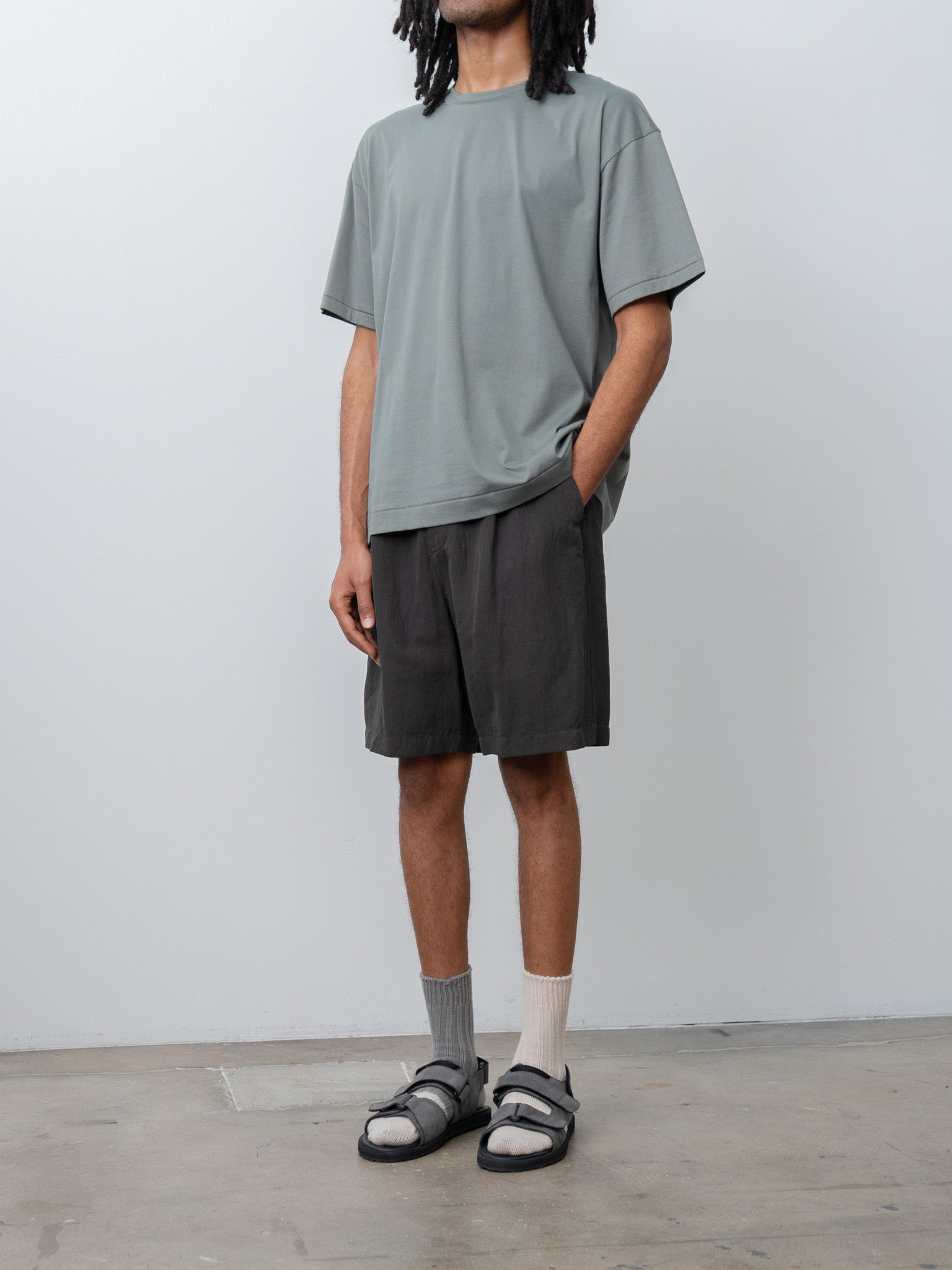 Namu Shop - Aton Cotton Linen Voile Loose Fit Shorts - Charcoal Gray