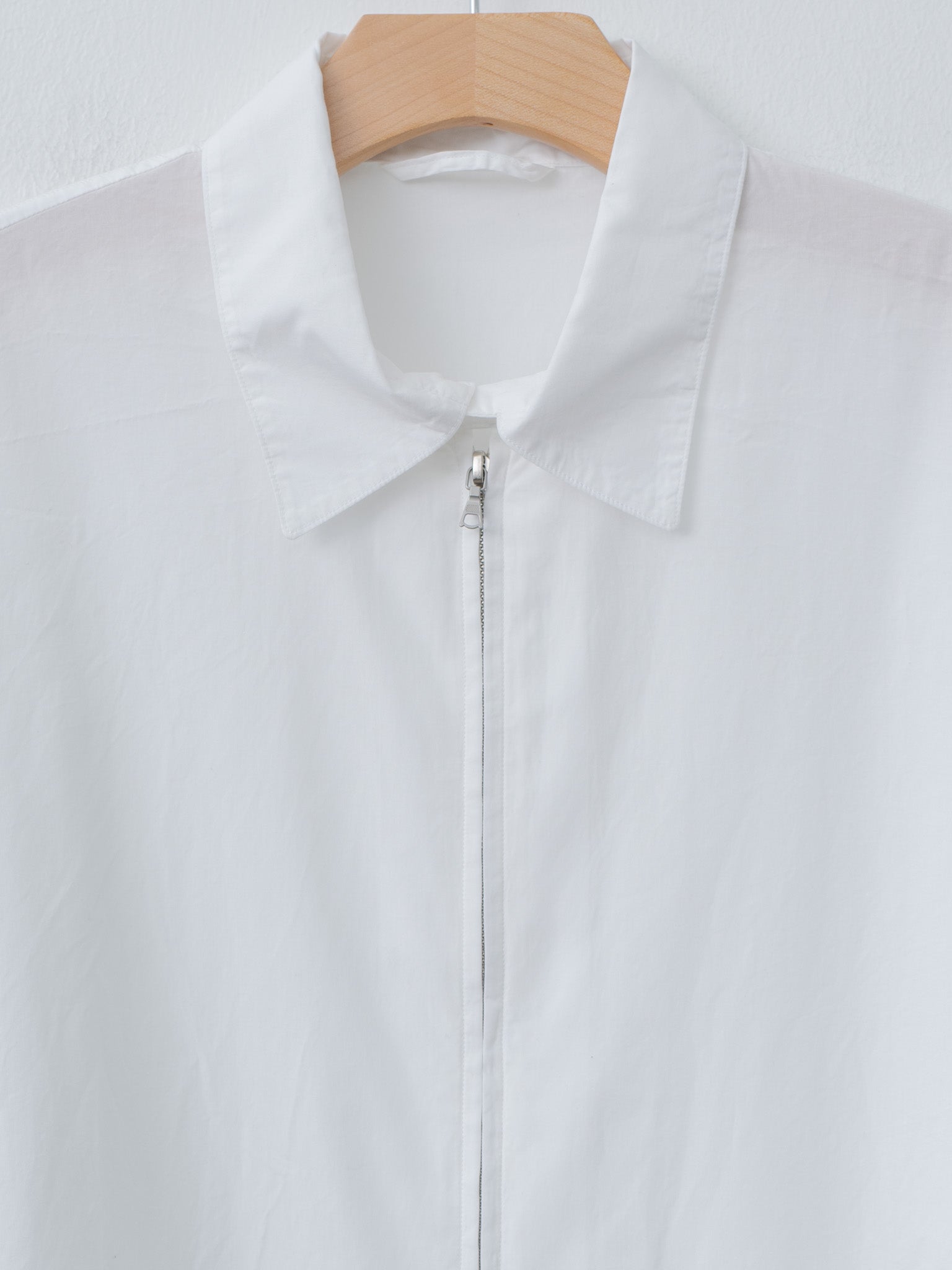 Namu Shop - Blurhms Chambray Zip Shirt - White