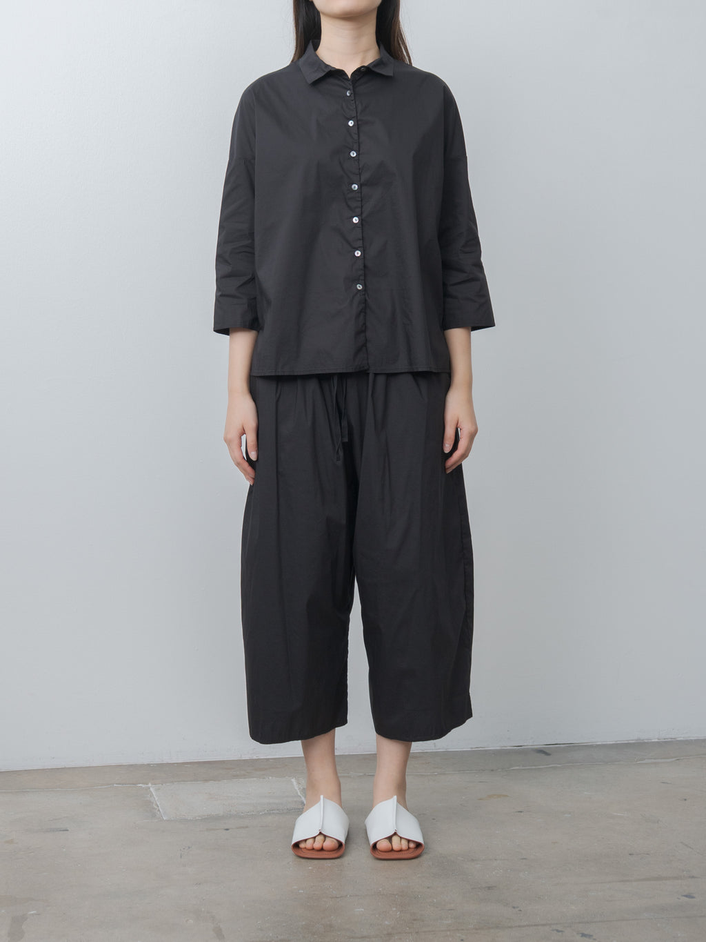 Namu Shop - Album di Famiglia Short Collar Shirt TSL - Black