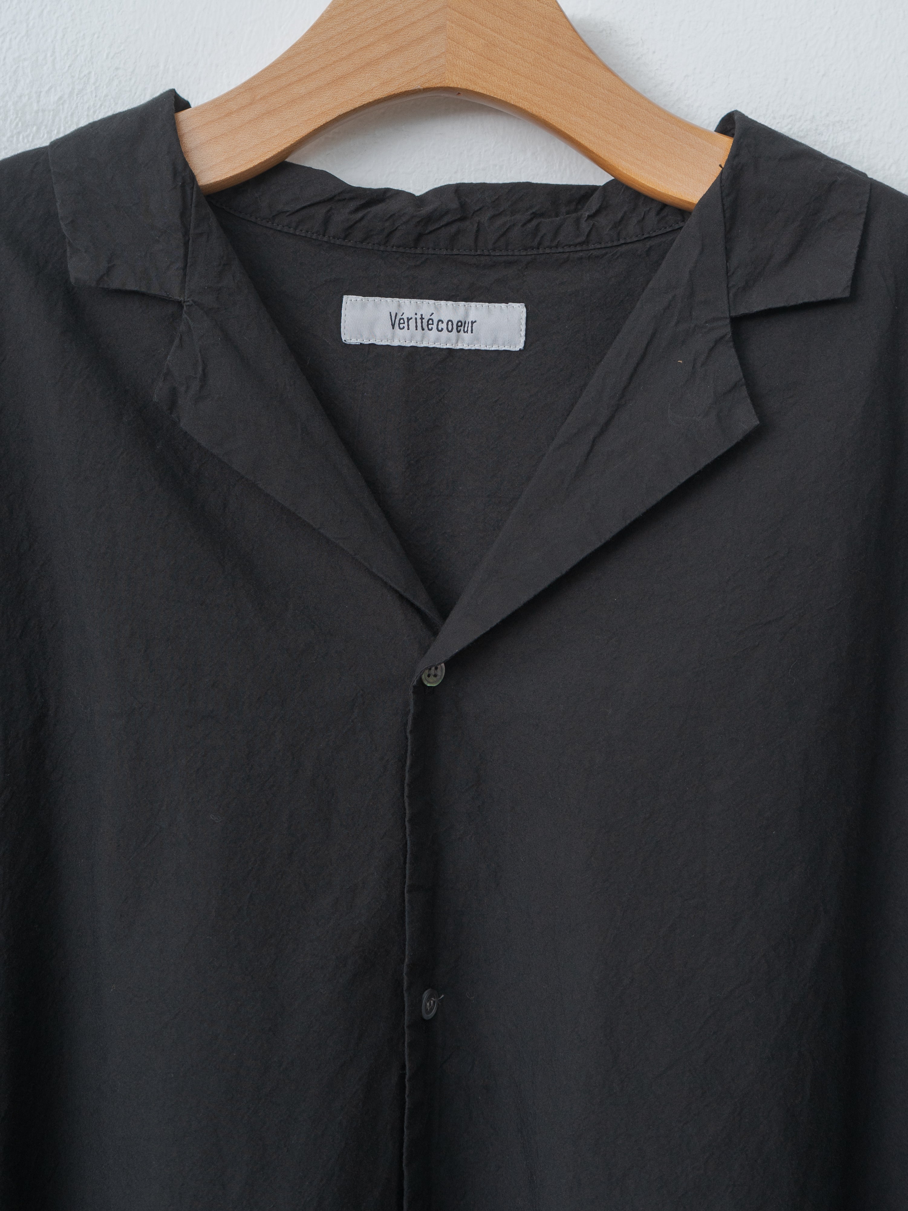 Shrink Open Collar Shirt - Black