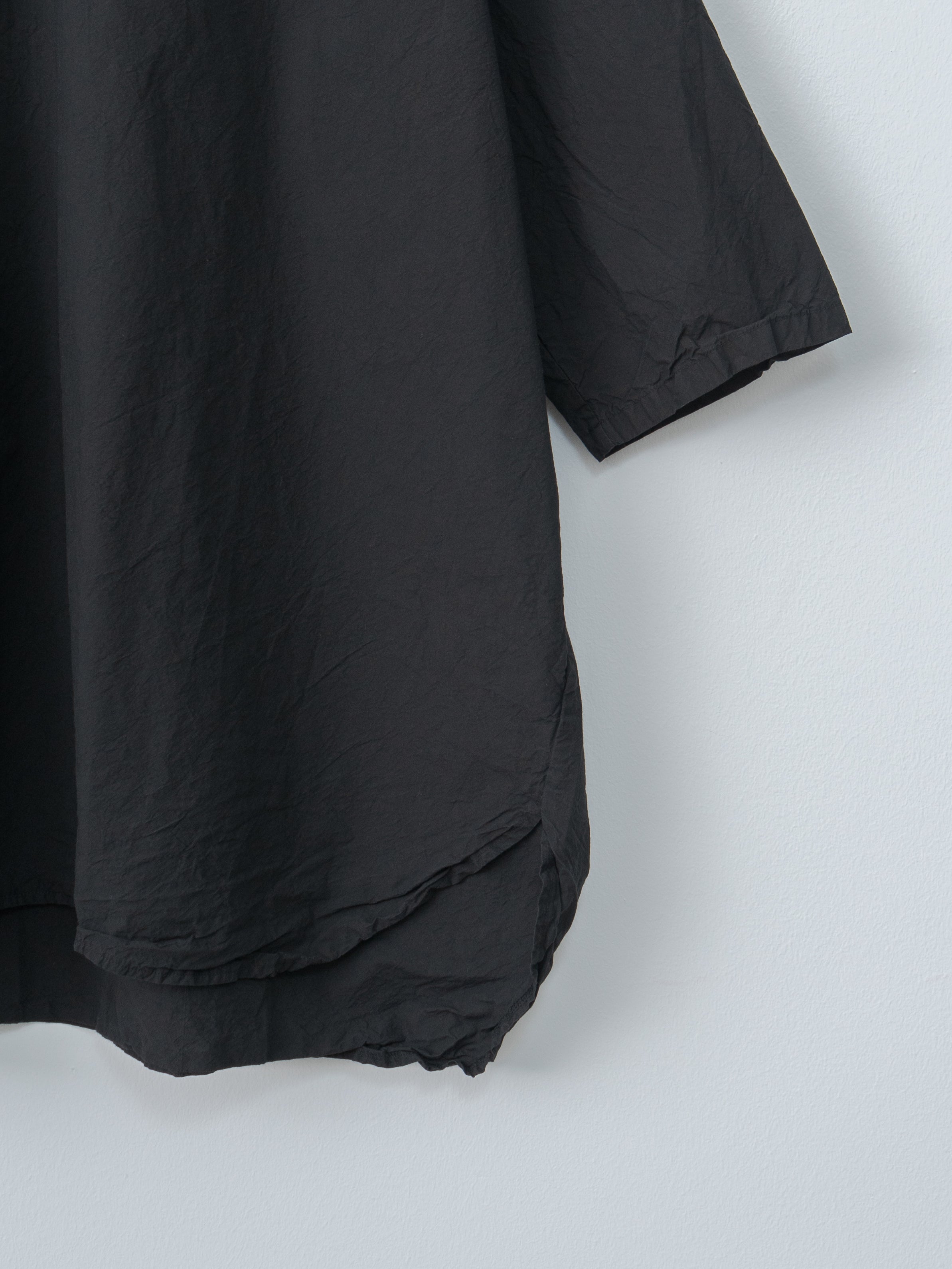 Shrink Open Collar Shirt - Black