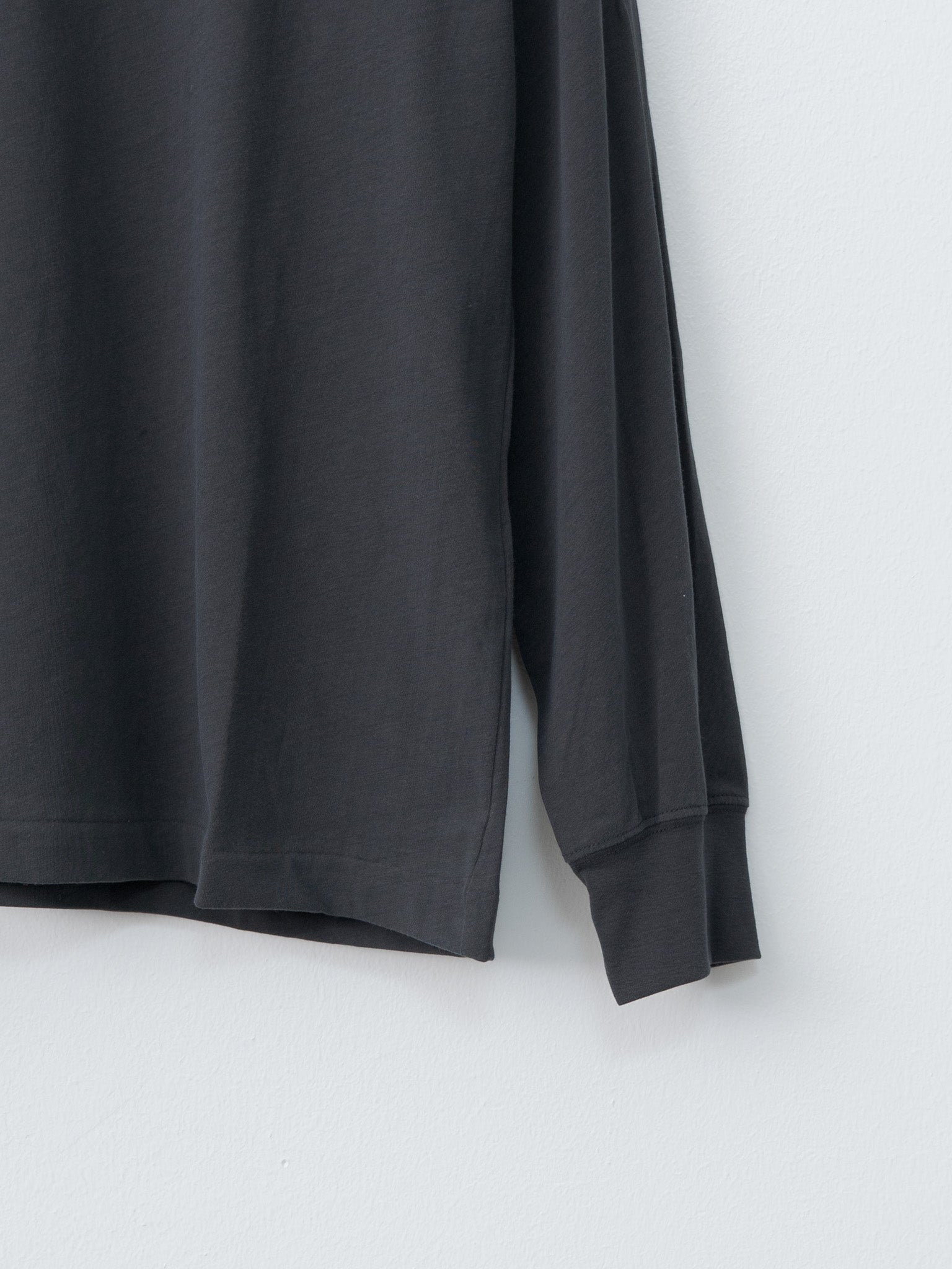 Namu Shop - Aton Fresca Nubuck Longsleeve T–Shirt - Charcoal Gray