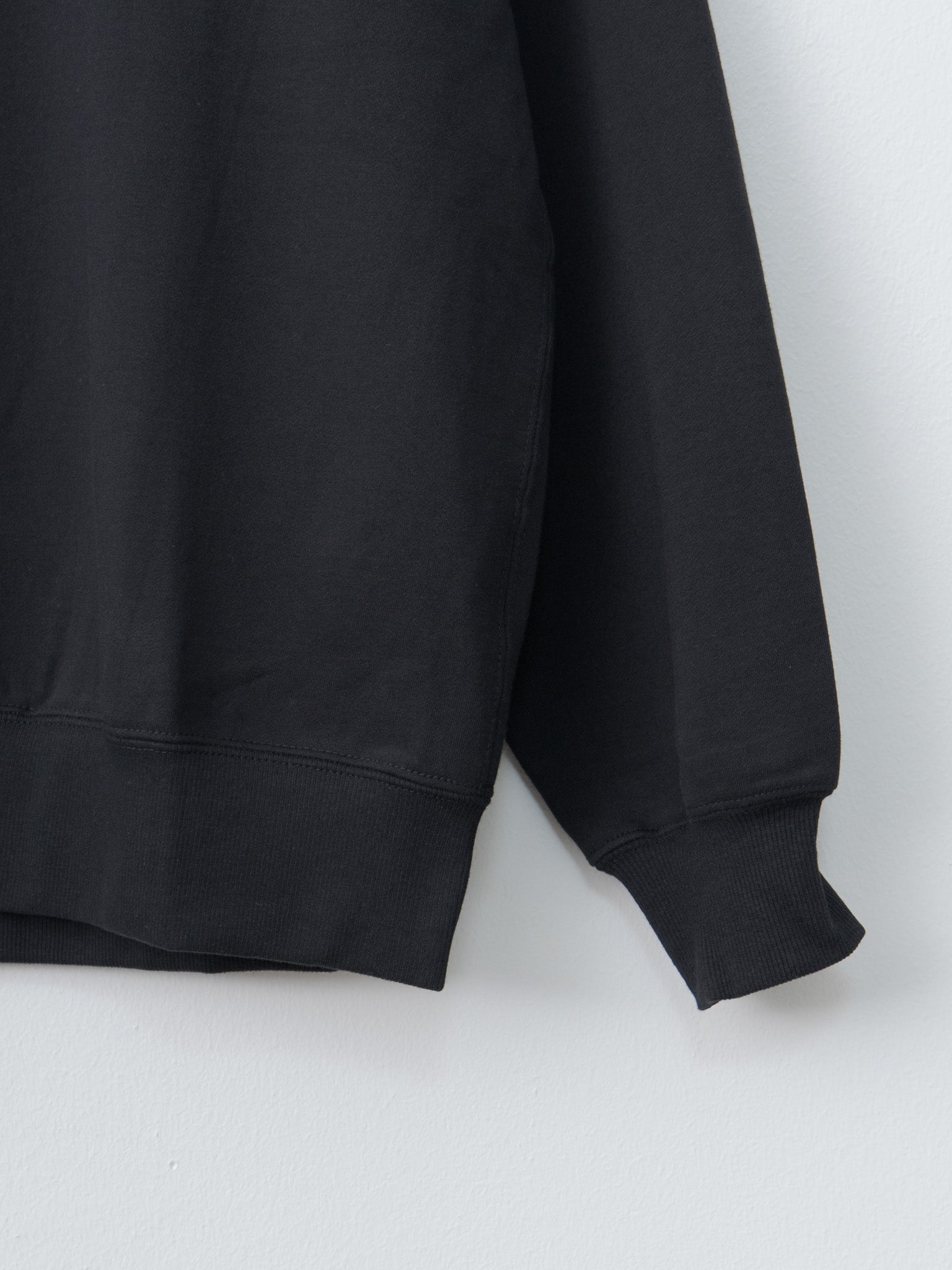 Namu Shop - Nicholson & Nicholson Otto Sweatshirt - Black