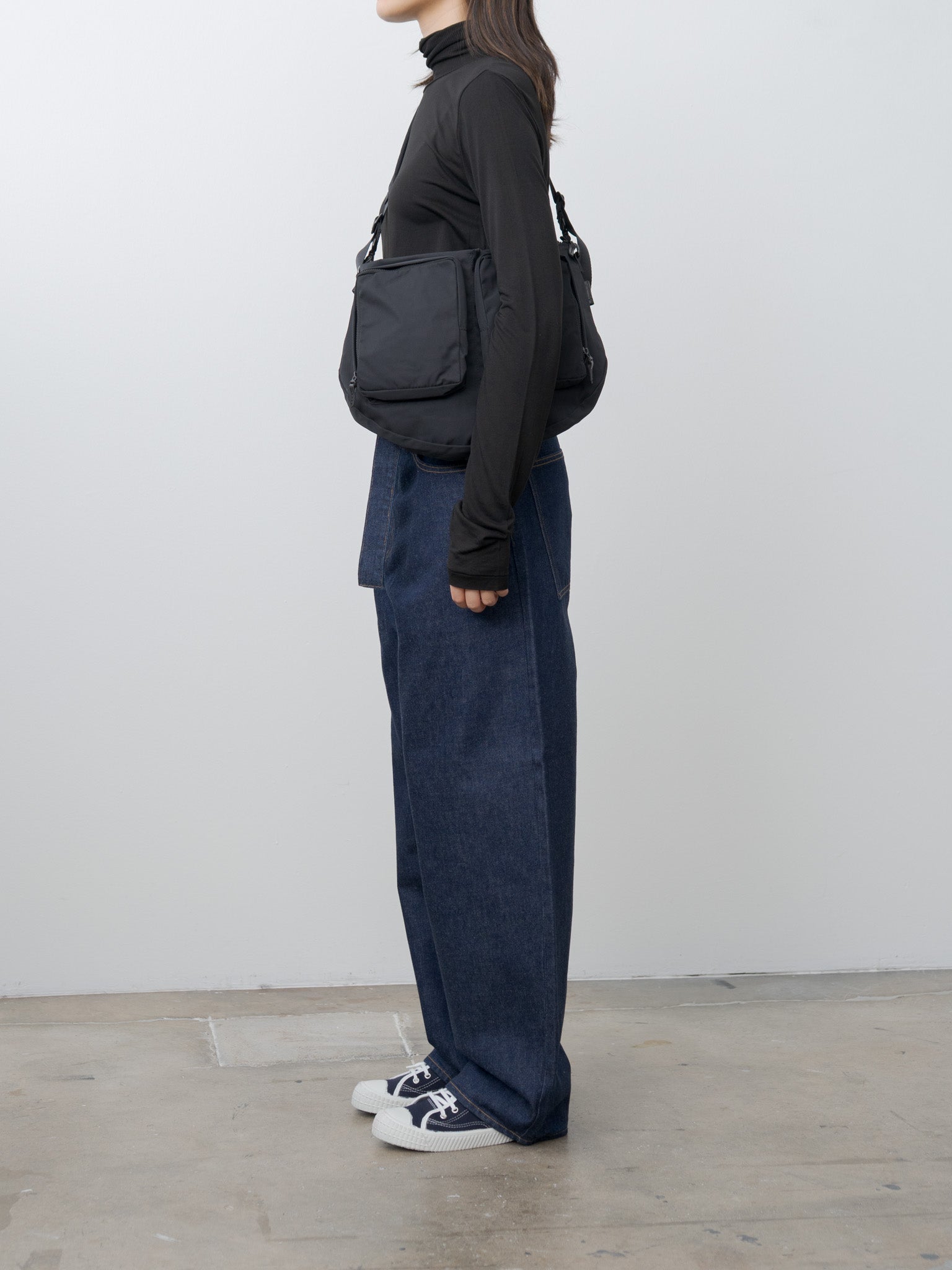 Namu Shop - Amiacalva Gabardine Bodybag - Black
