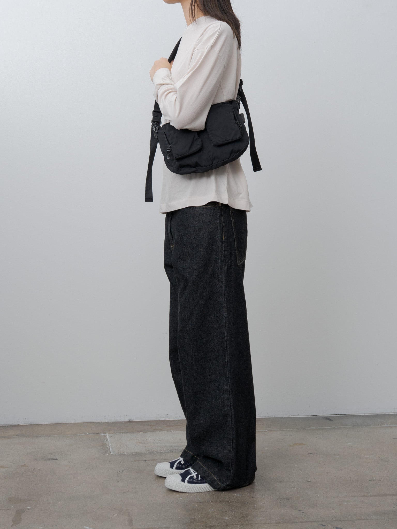 Namu Shop - Amiacalva Gabardine Bodybag Small - Black