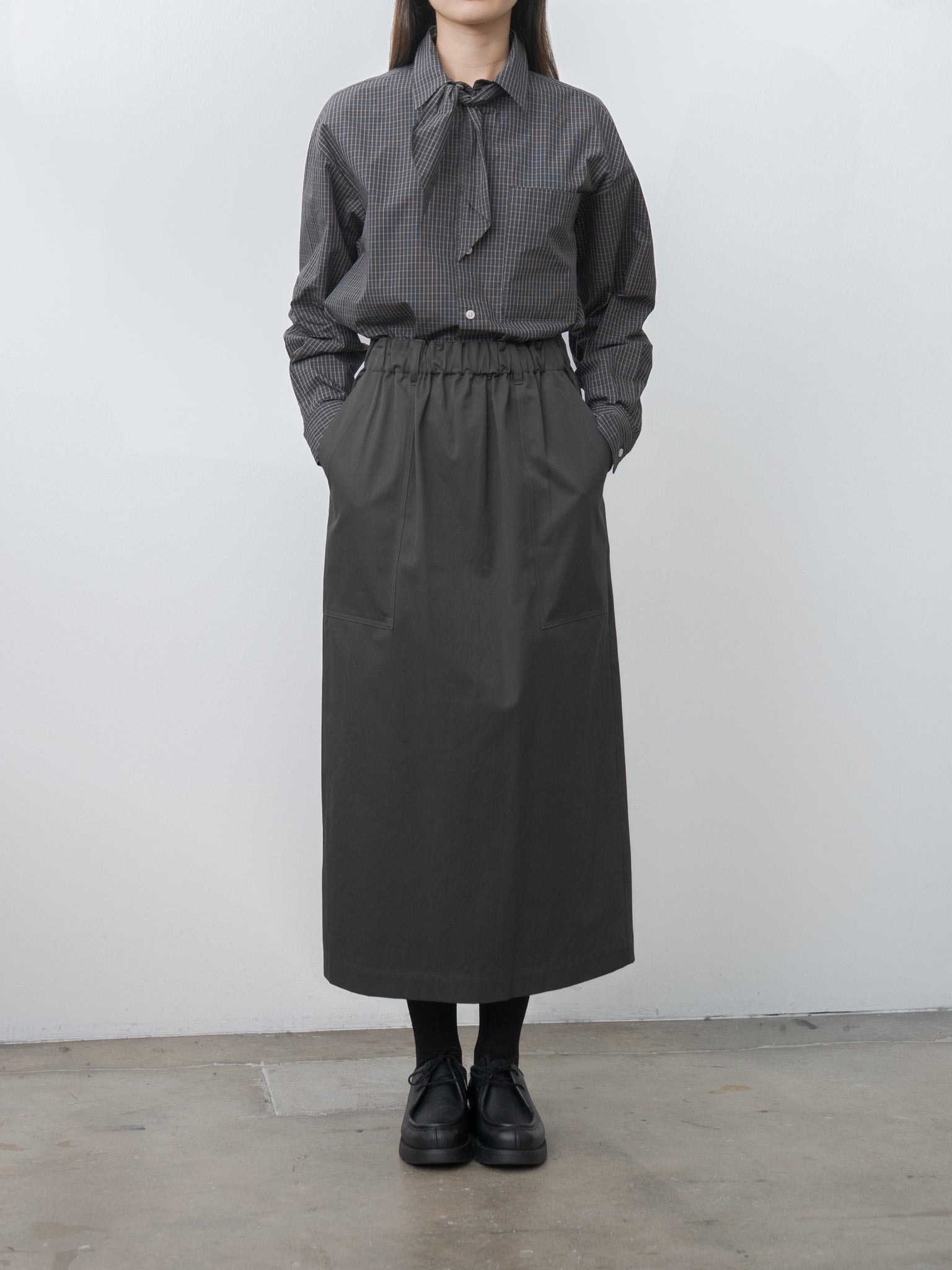 Namu Shop - Nicholson & Nicholson DONA-LC Slim Skirt