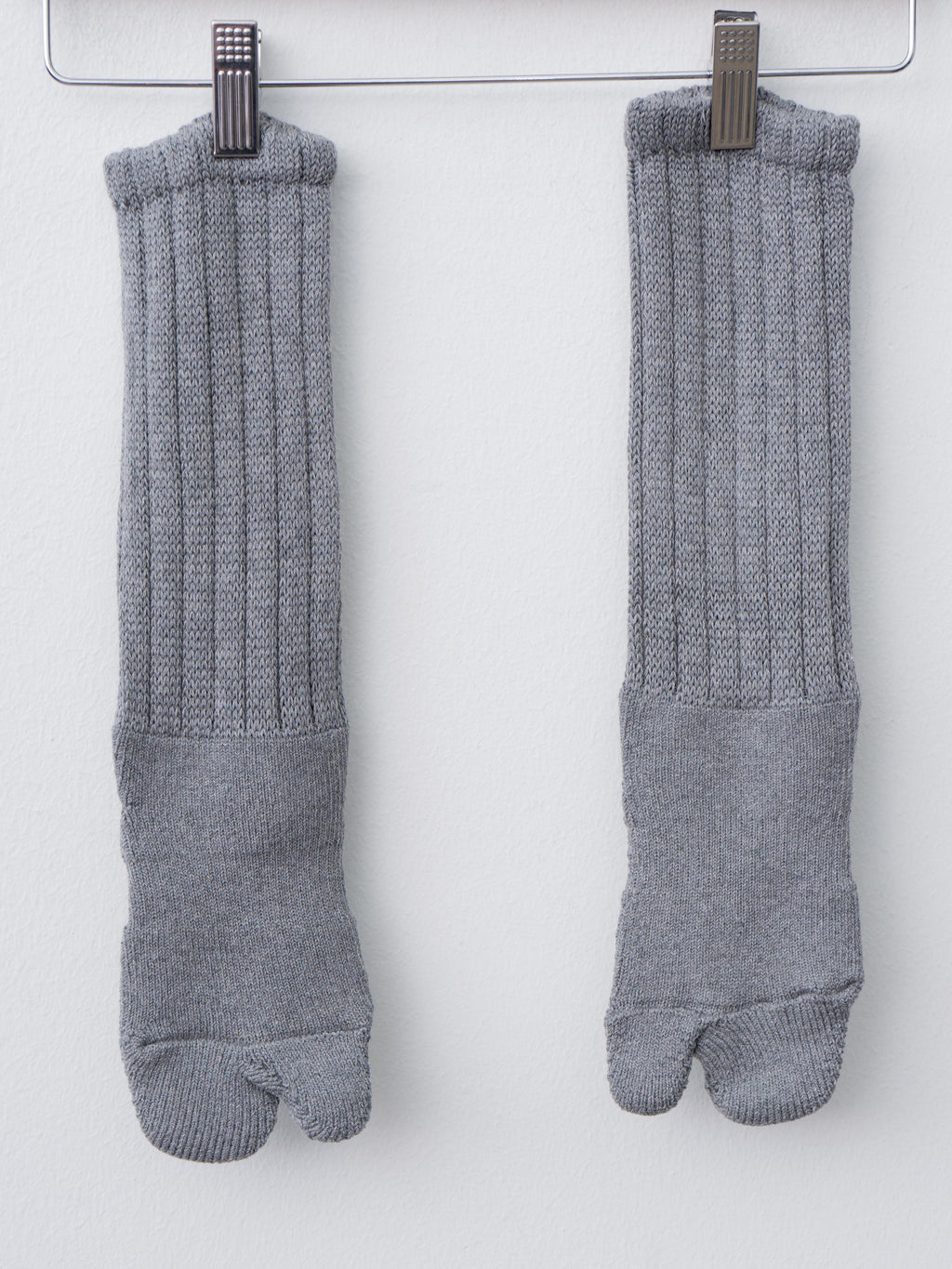 Namu Shop - Yoko Sakamoto Tabi Pile Socks - Heather Gray, Black