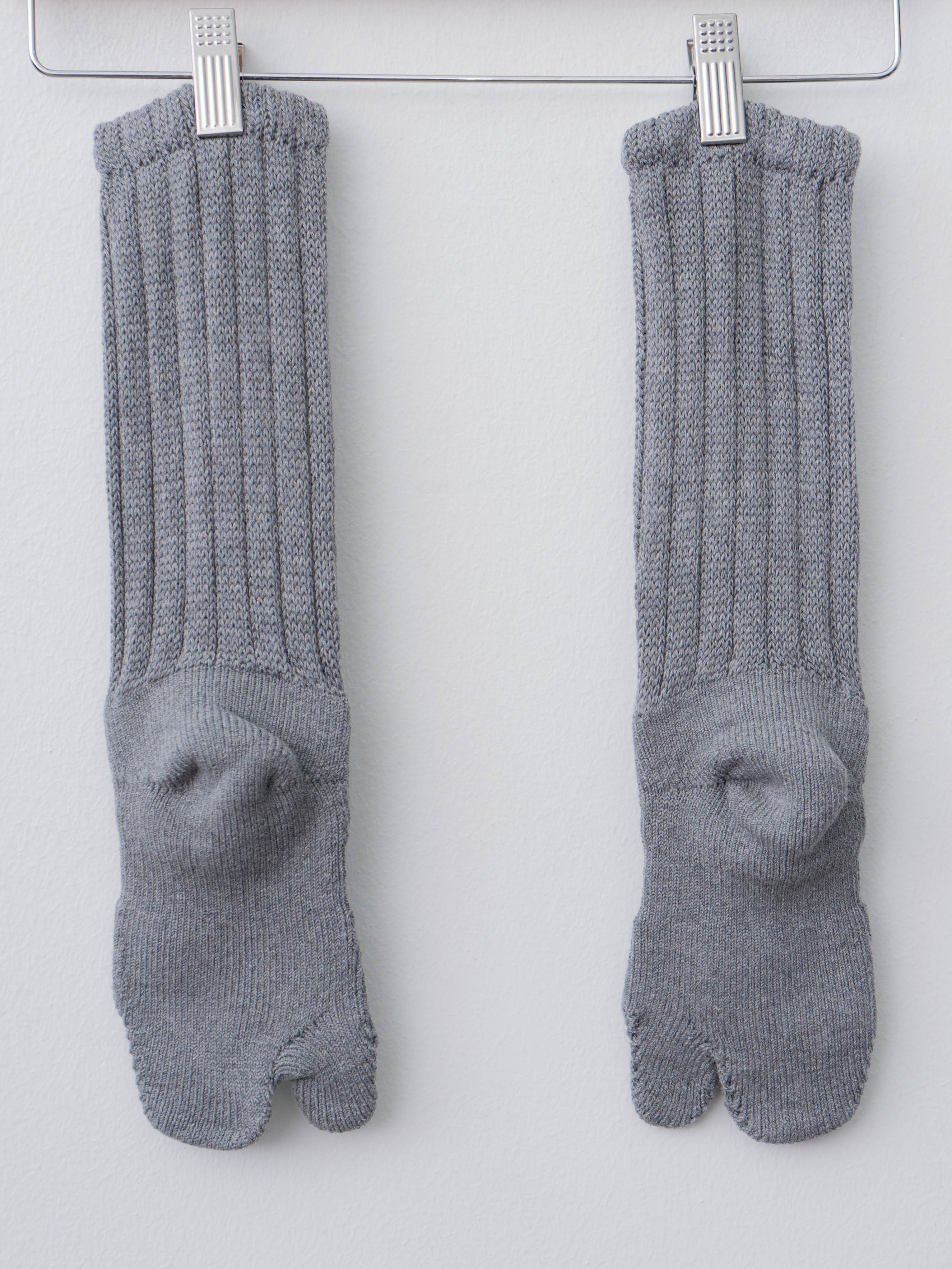 Namu Shop - Yoko Sakamoto Tabi Pile Socks - Heather Gray, Black