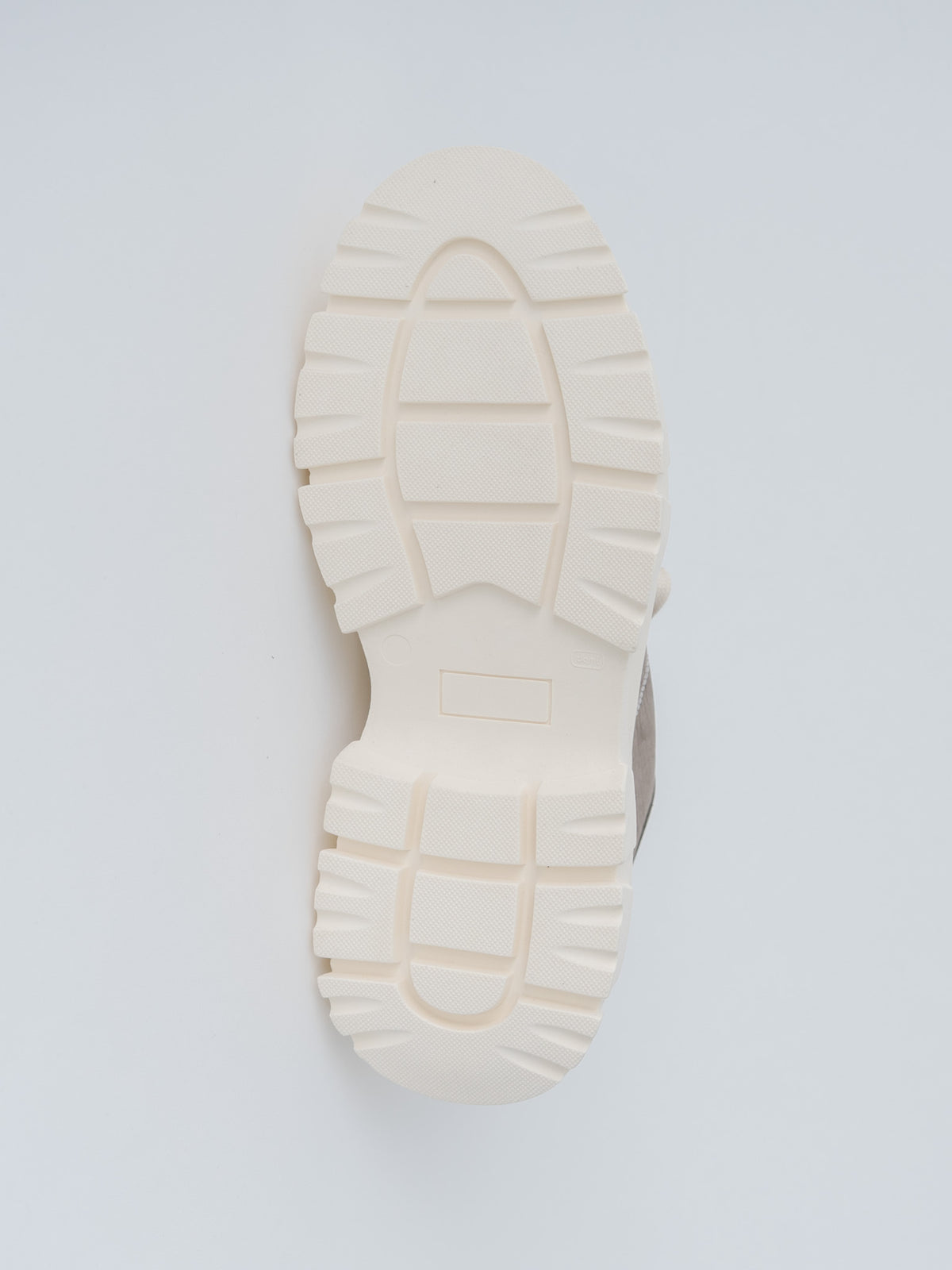 Namu Shop - Sofie D'Hoore Feat Sneakers