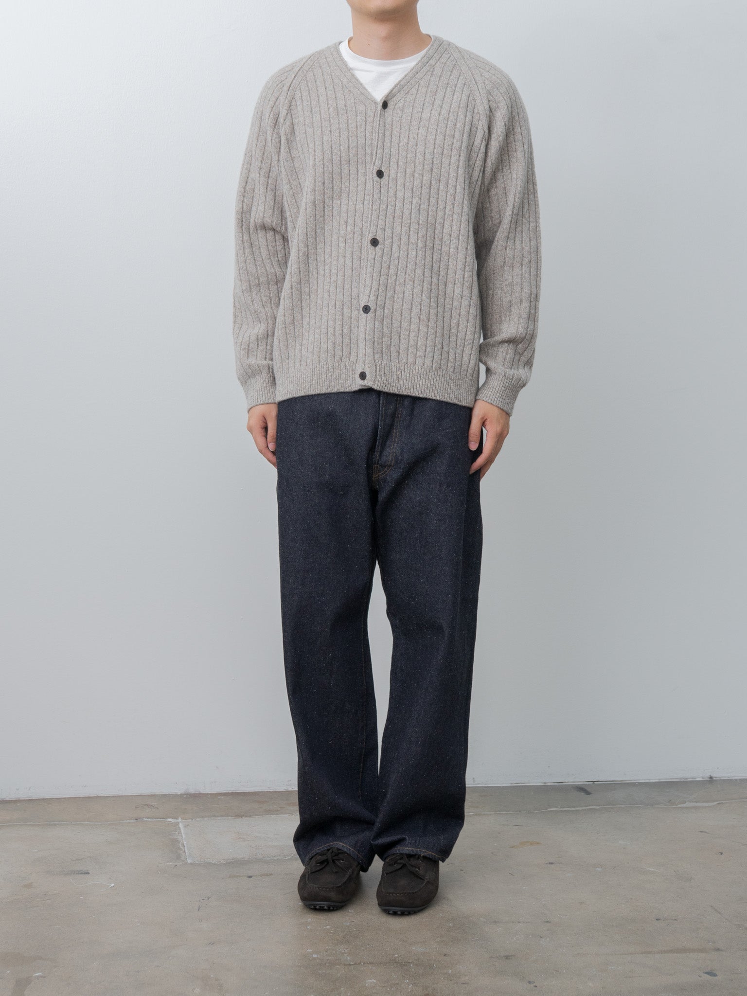 Namu Shop - Aton Lambswool V-Neck Cardigan