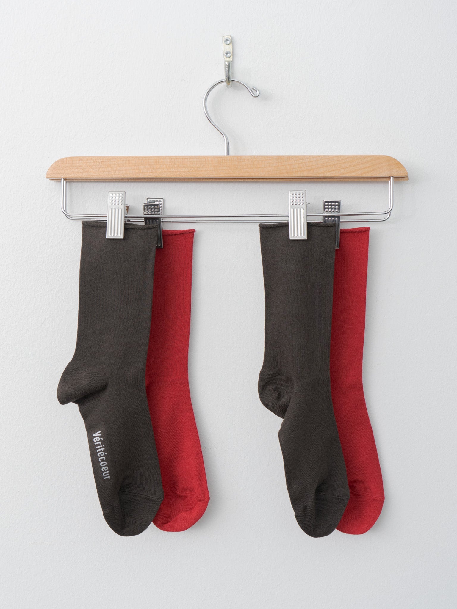 Namu Shop - Veritecoeur Roll Hem Socks - Brown, Red