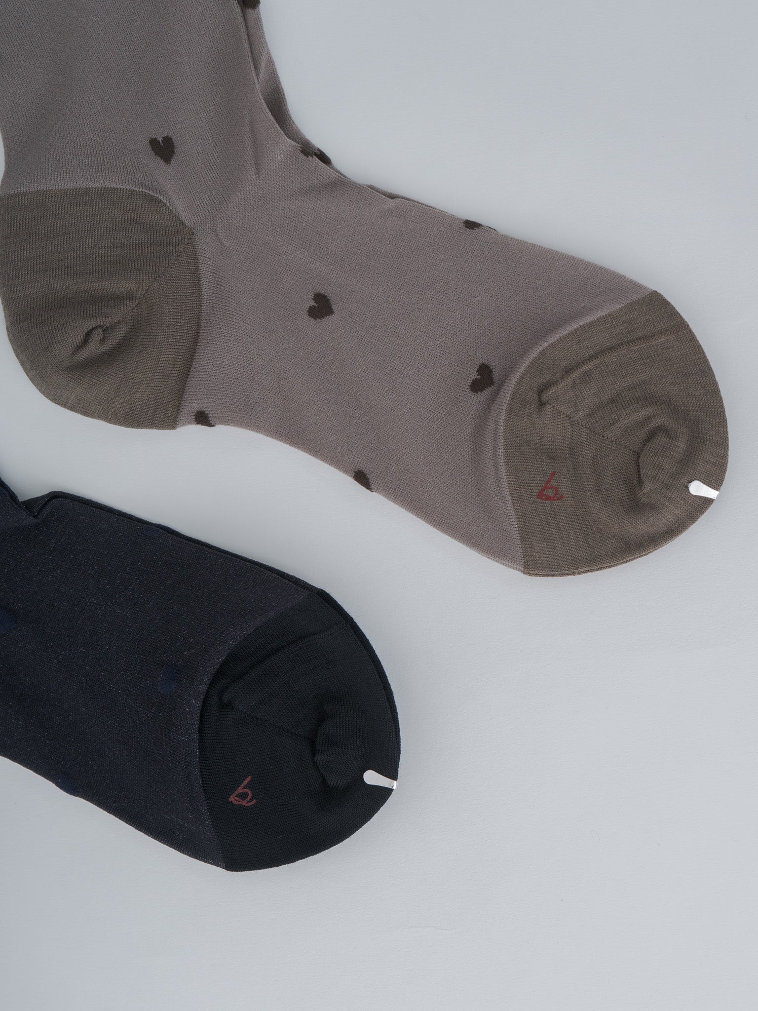 Namu Shop - Babaco Heart Dot Sheer Knee High Socks