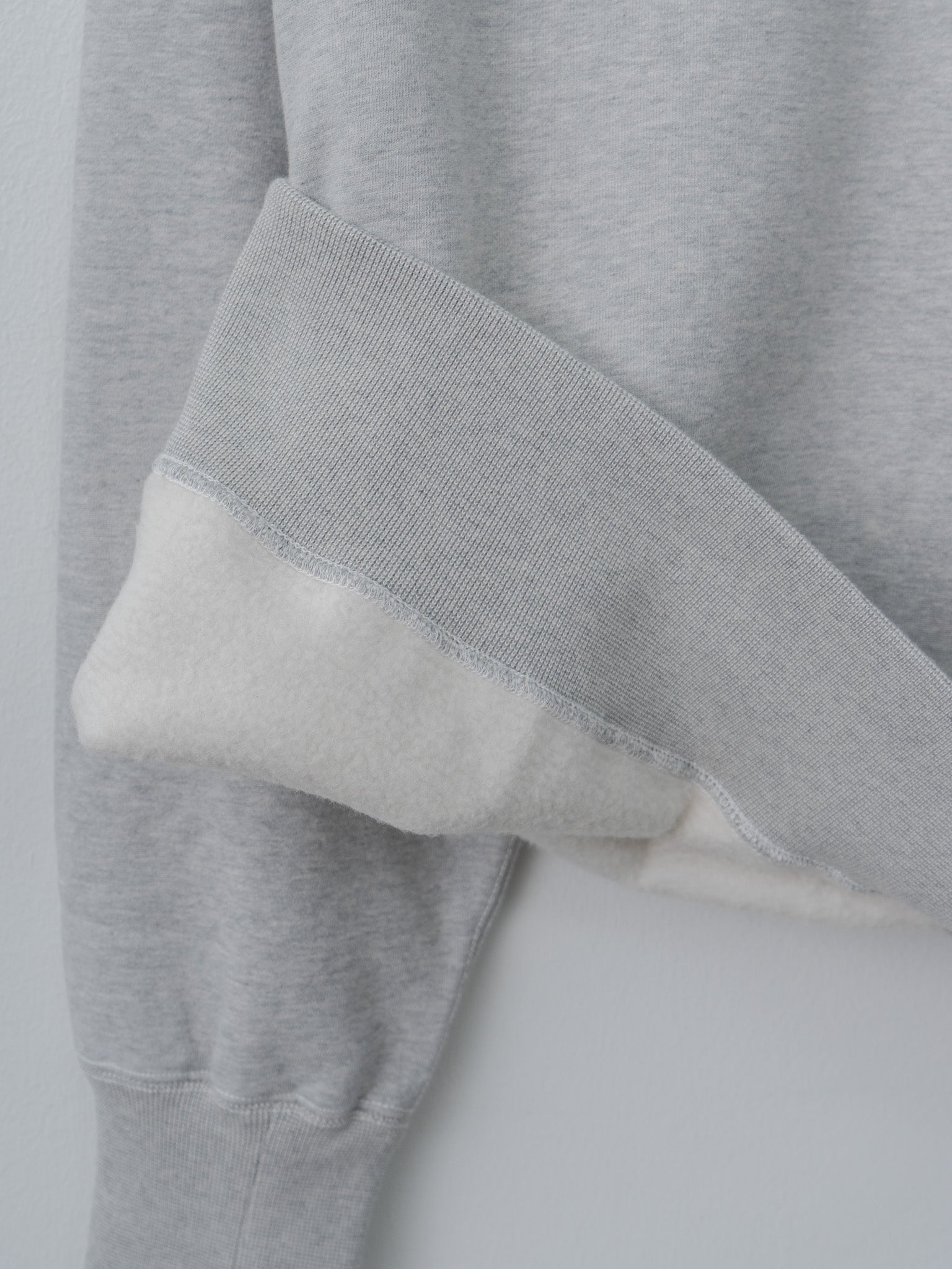 Namu Shop - Unlikely Simple Sweat Crew "NORTH WEST"