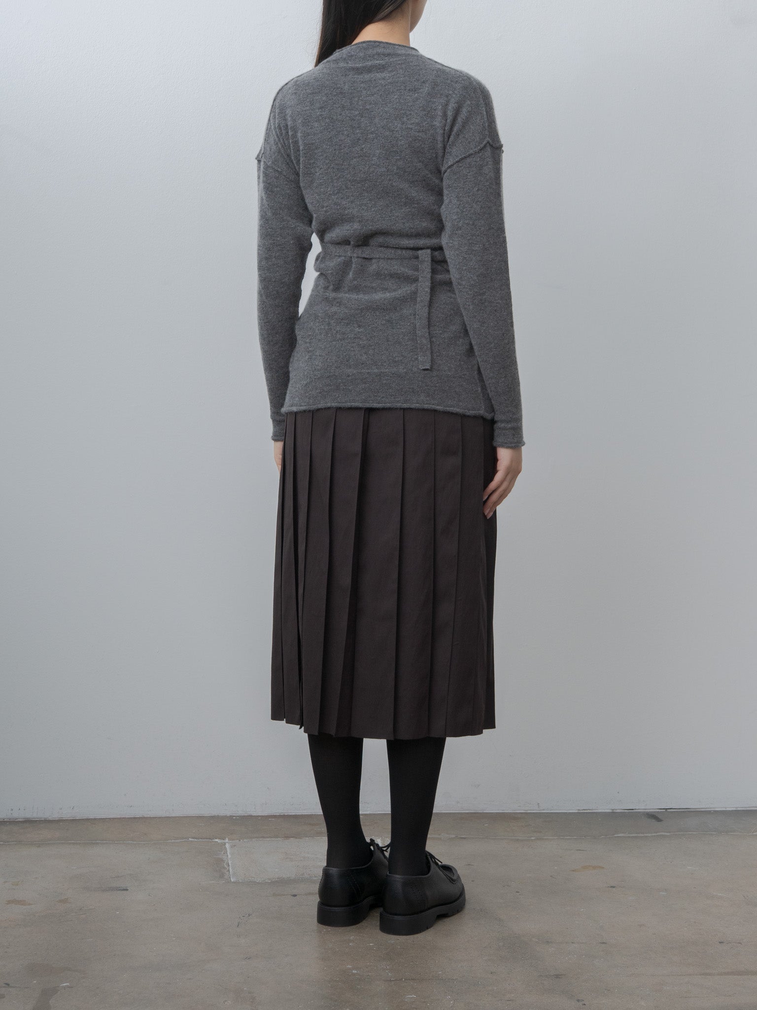 Namu Shop - Rus KARAMU Sweater - Graphite