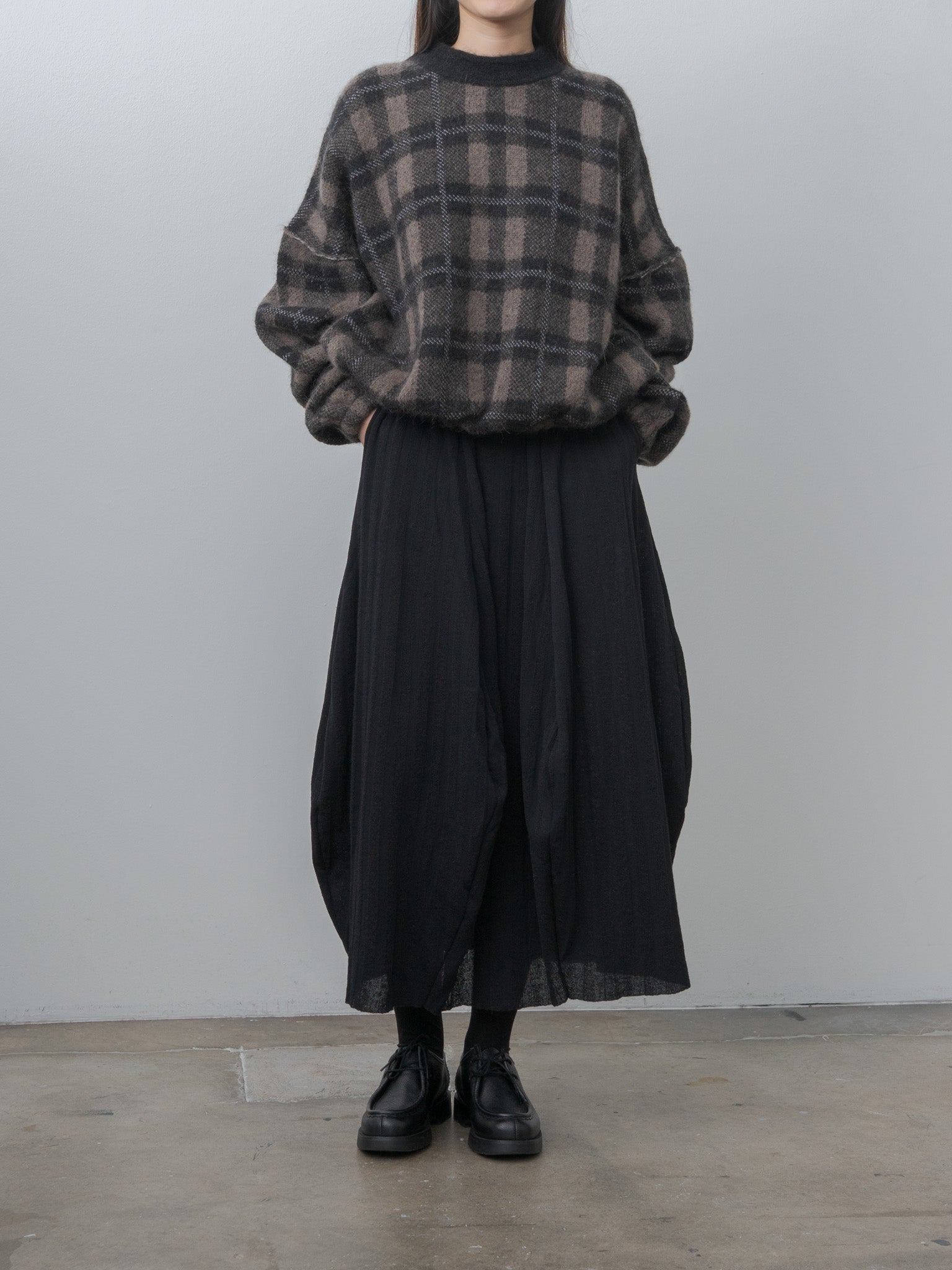 Namu Shop - Rus KOKOCHI Sweater - Black / Taupe