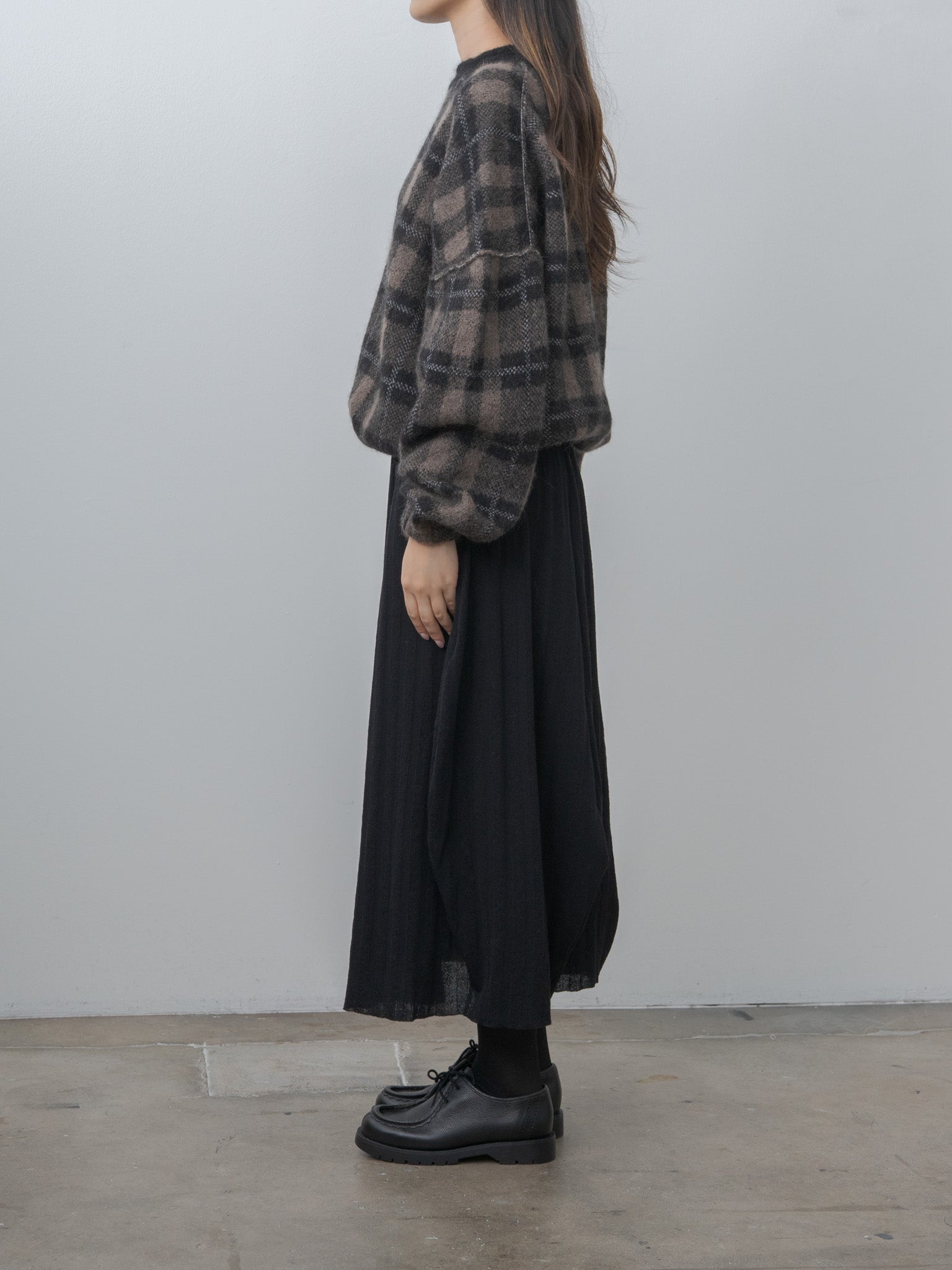 Namu Shop - Rus KOKOCHI Sweater - Black / Taupe