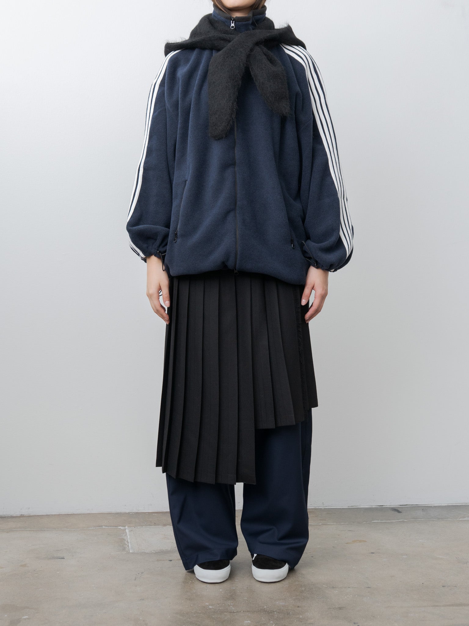 O'NEIL OF DUBLIN × UNFIL Worsted Wool Asymmetrical Kilt Skirt - Black