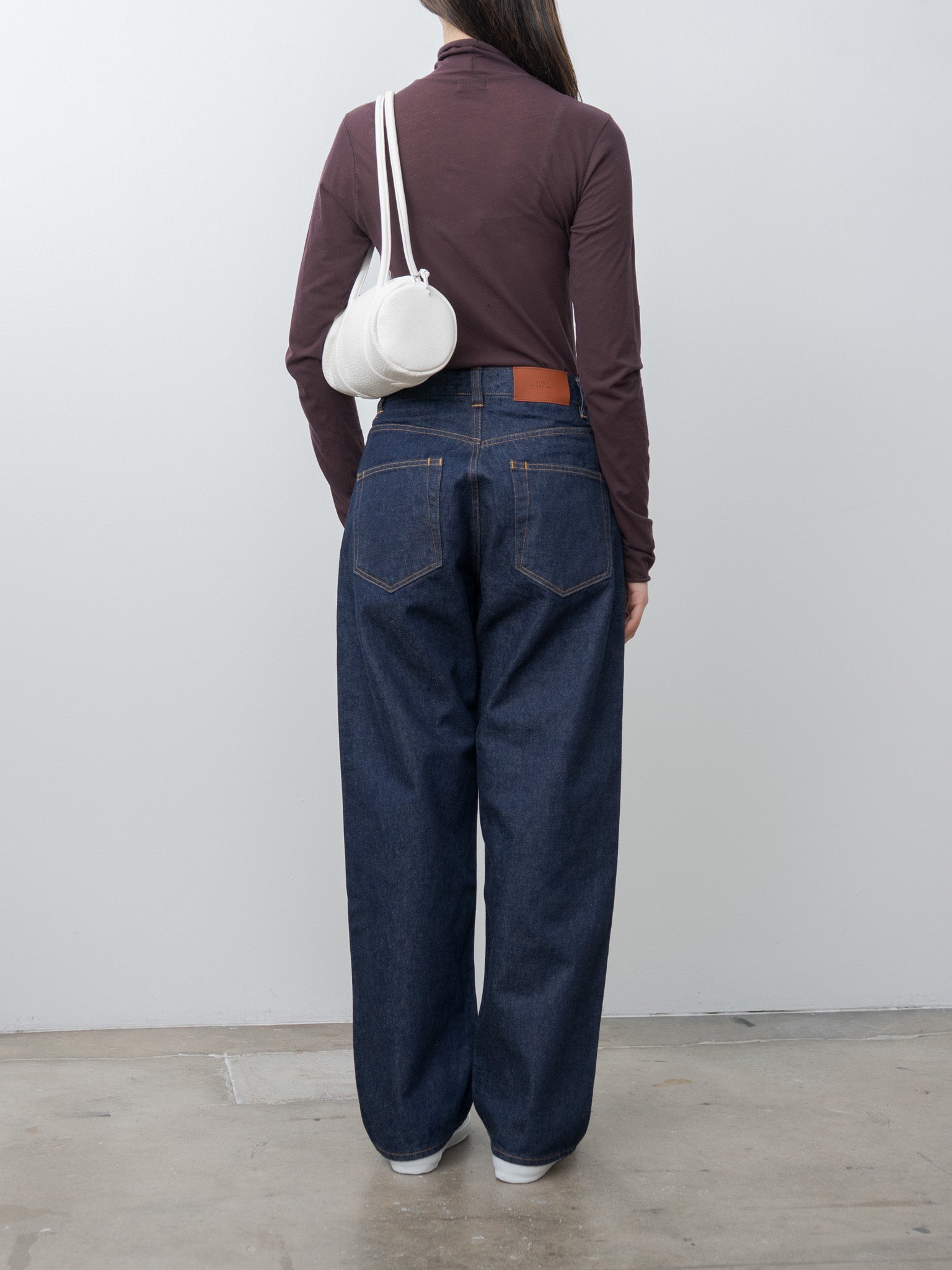 Cylinder Boston Long Handle - White