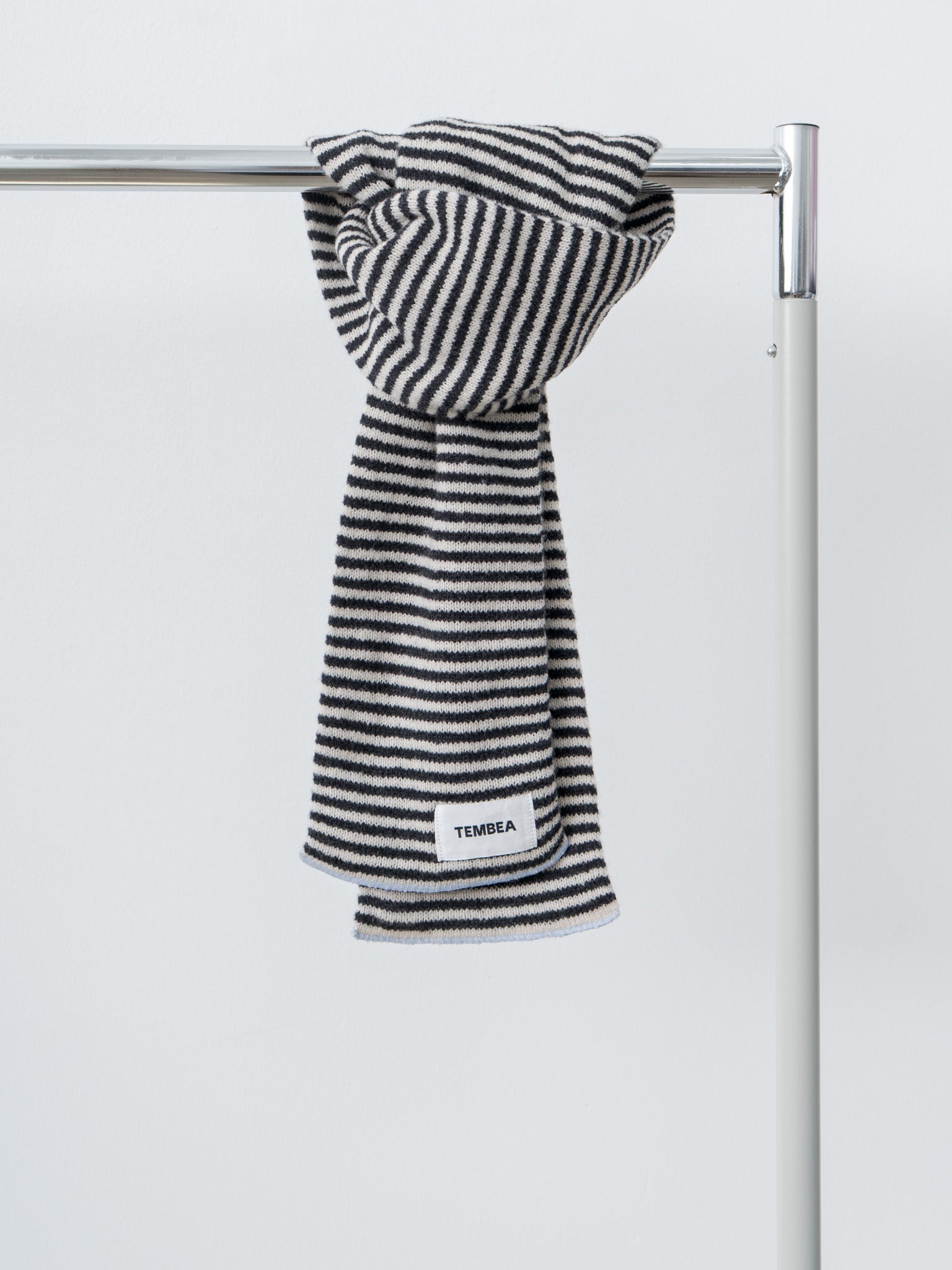 Muffler Border - Oatmeal x Charcoal/Sax