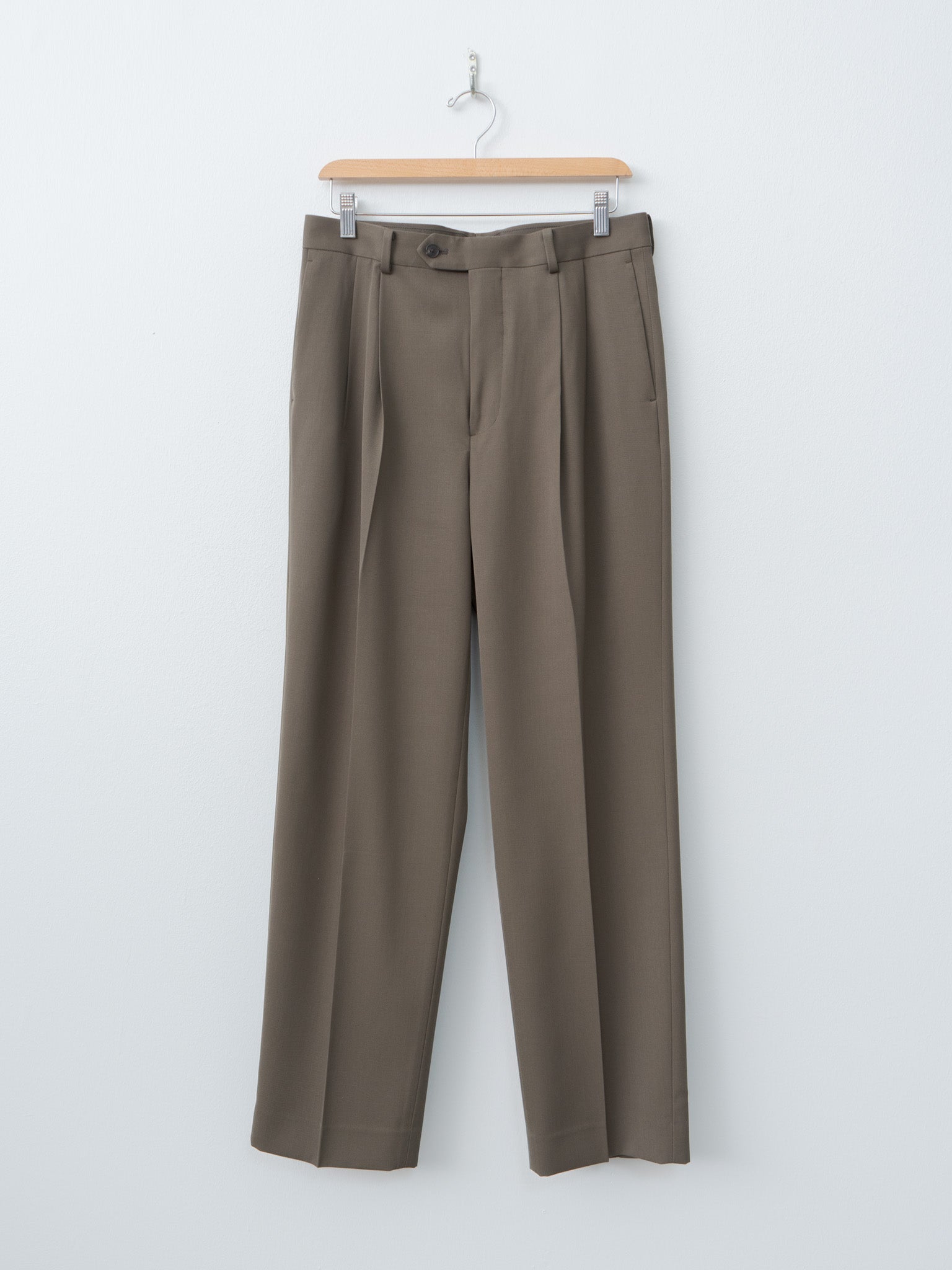 Light Wool Max Gabardine Two-Tuck Slacks - Dark Olive Brown Light Wool Max Gabardine Two-Tuck Slacks - Dark Olive Brown