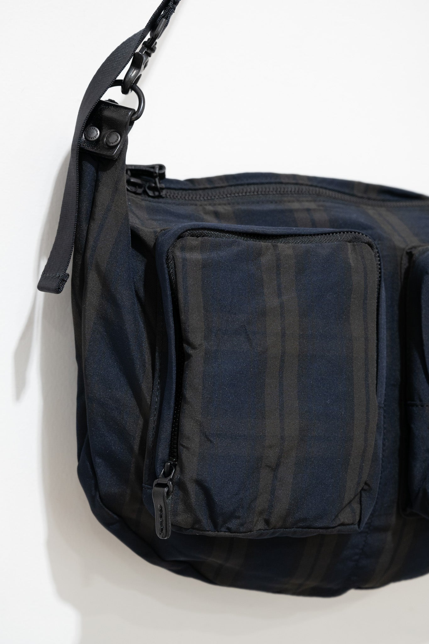 Namu Shop - Amiacalva Polyester Memory Bodybag - Plaid