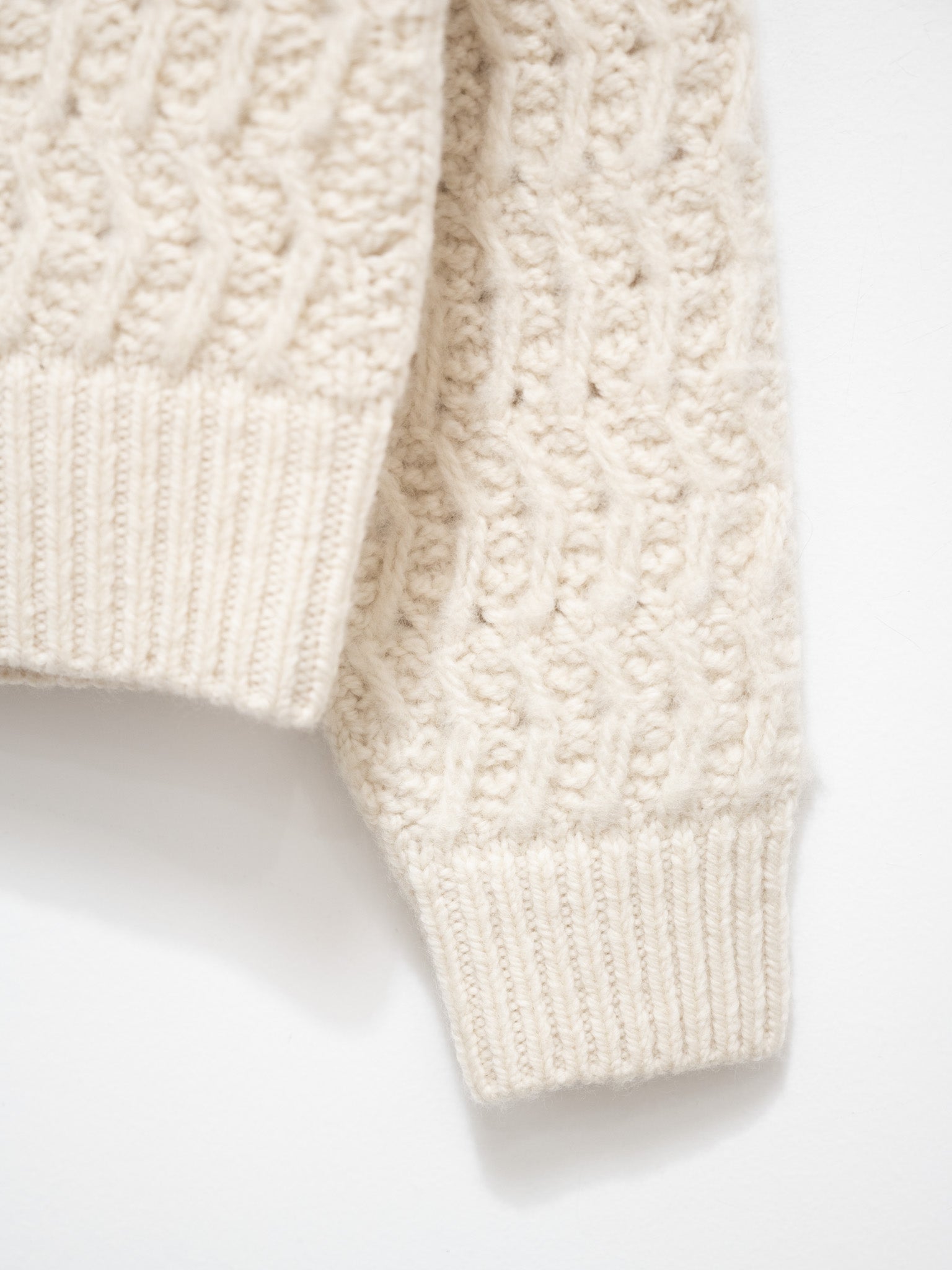 Namu Shop - Yleve Andean Highland Wool Knit Pullover - White