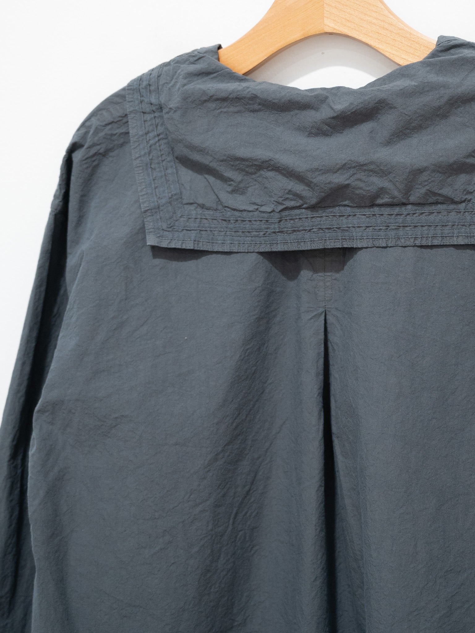 Namu Shop - Veritecoeur Shrink Sailor Collar Shirt - Sumikuro
