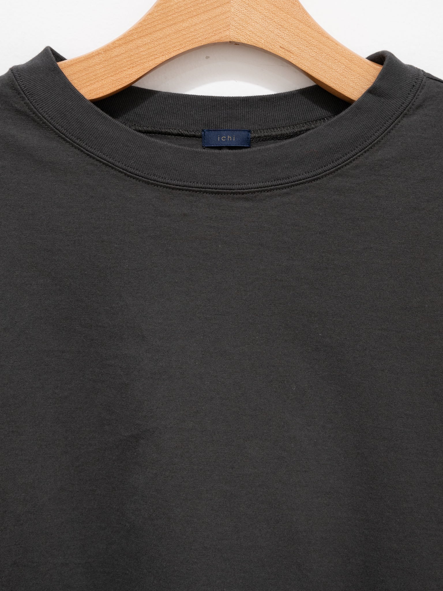 Namu Shop - ICHI Rounded Hem Pullover Tee - Charcoal