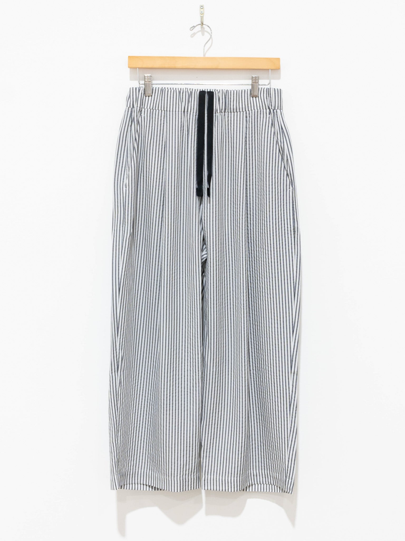 Namu Shop - Veritecoeur Tuck Pants - Navy Stripe