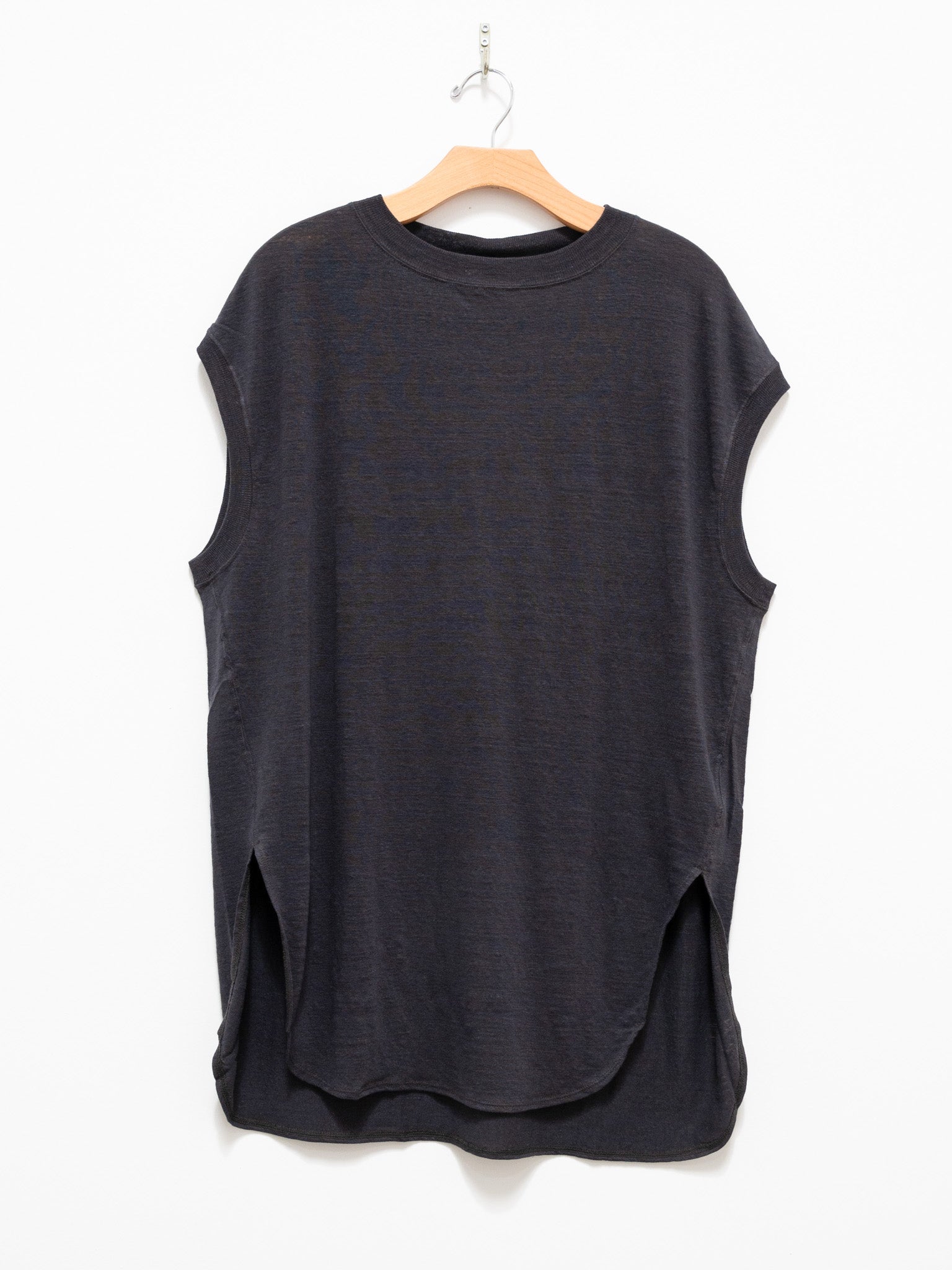 Namu Shop - Unfil French Linen Jersey Round Hem Sleeveless Tee - Charcoal Black
