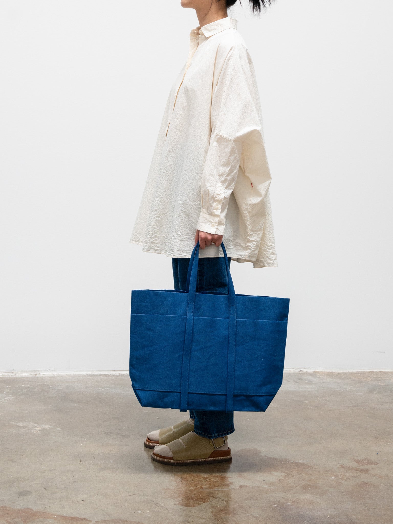 A Canvas Tote Bag to Elevate Any Outfit - The Vanilla Plum