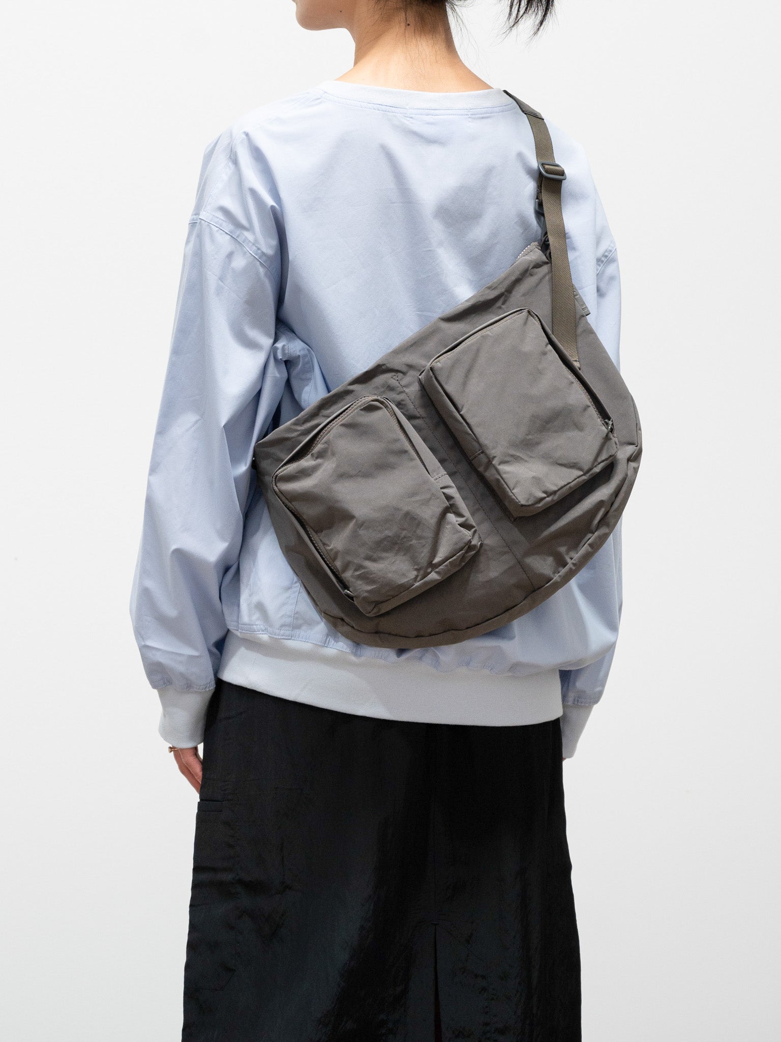 Namu Shop - Amiacalva Split Yarn Bodybag - Gray (restocked)