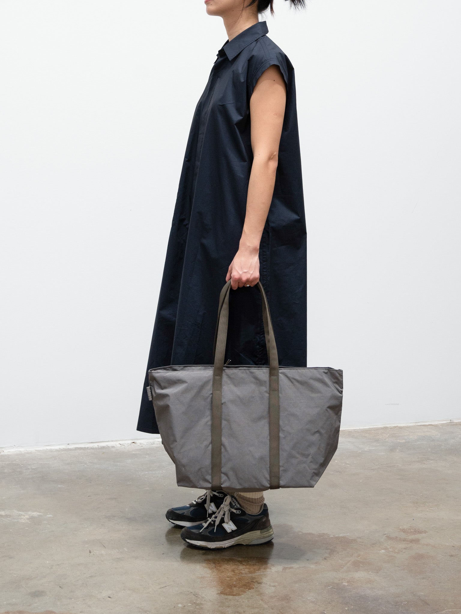 Namu Shop - Amiacalva Medium Split Yarn Tote - Gray