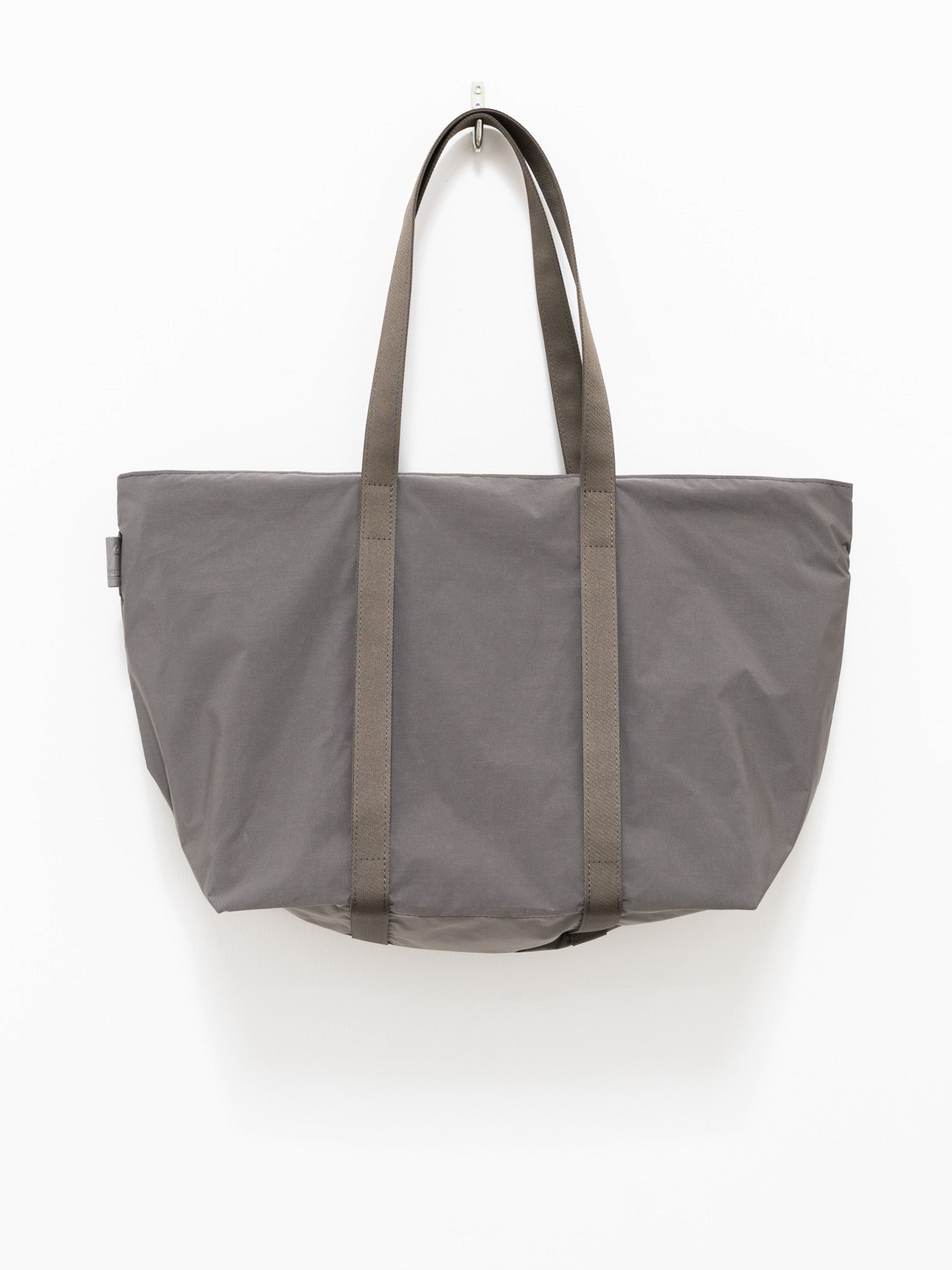 Namu Shop - Amiacalva Medium Split Yarn Tote - Gray